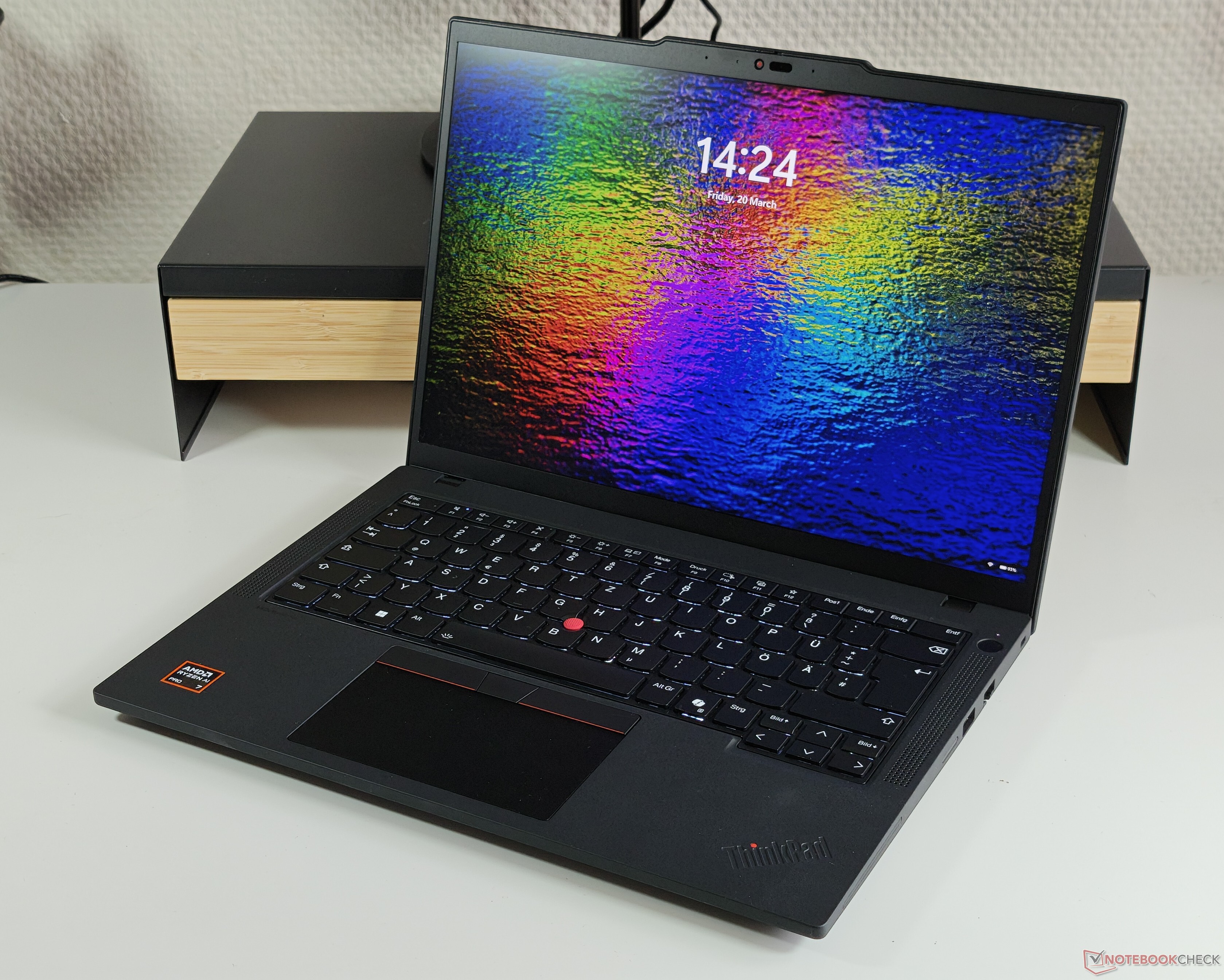 AMD Ryzen AI spotyka klasycznego ThinkPada: Recenzja laptopa Lenovo ThinkPad T14 Gen 6 AMD