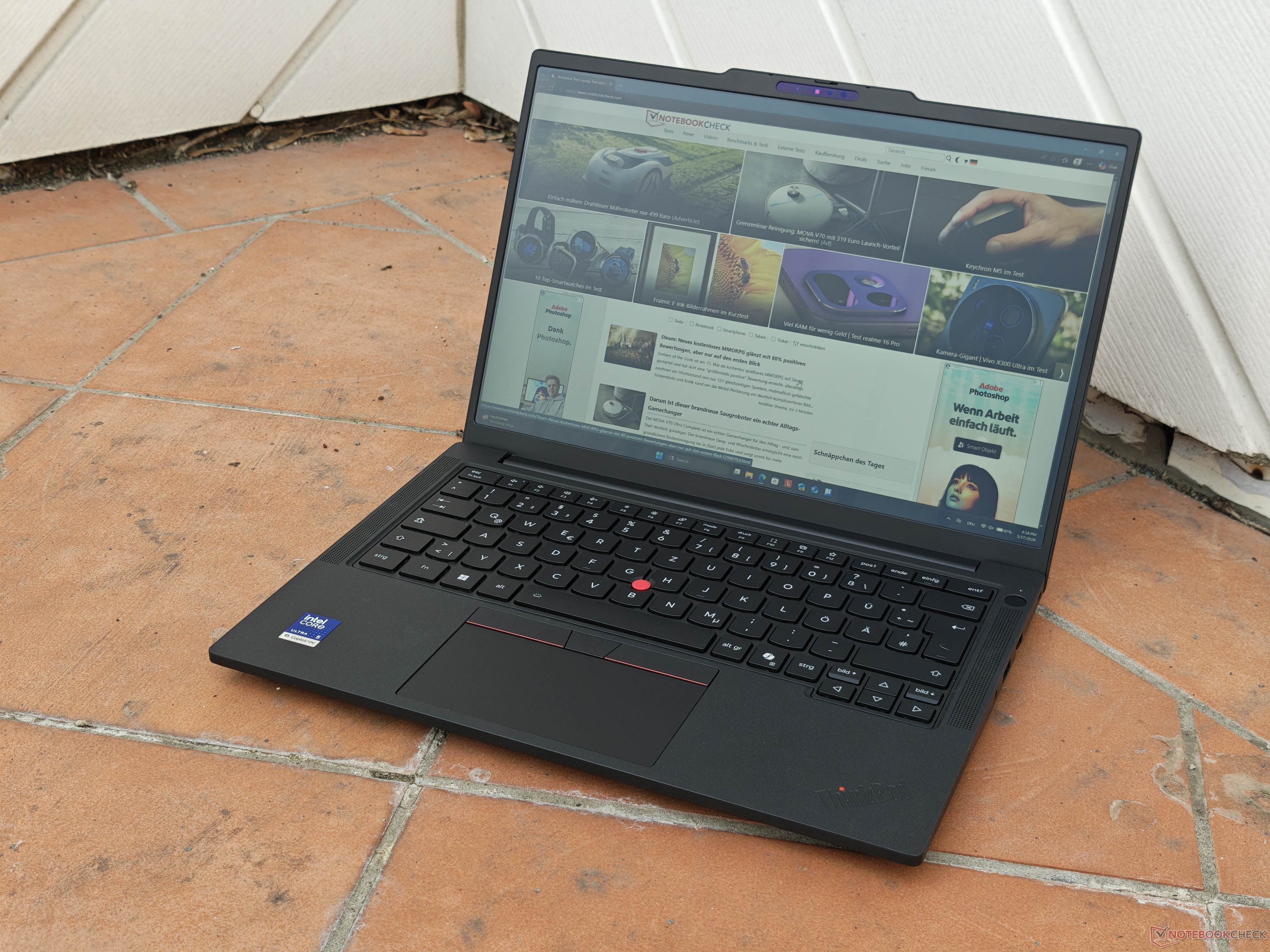 Konsekwencje kryzysu pamięci RAM: Lenovo obniża jakość ekranu w ThinkPad T14 Gen 7