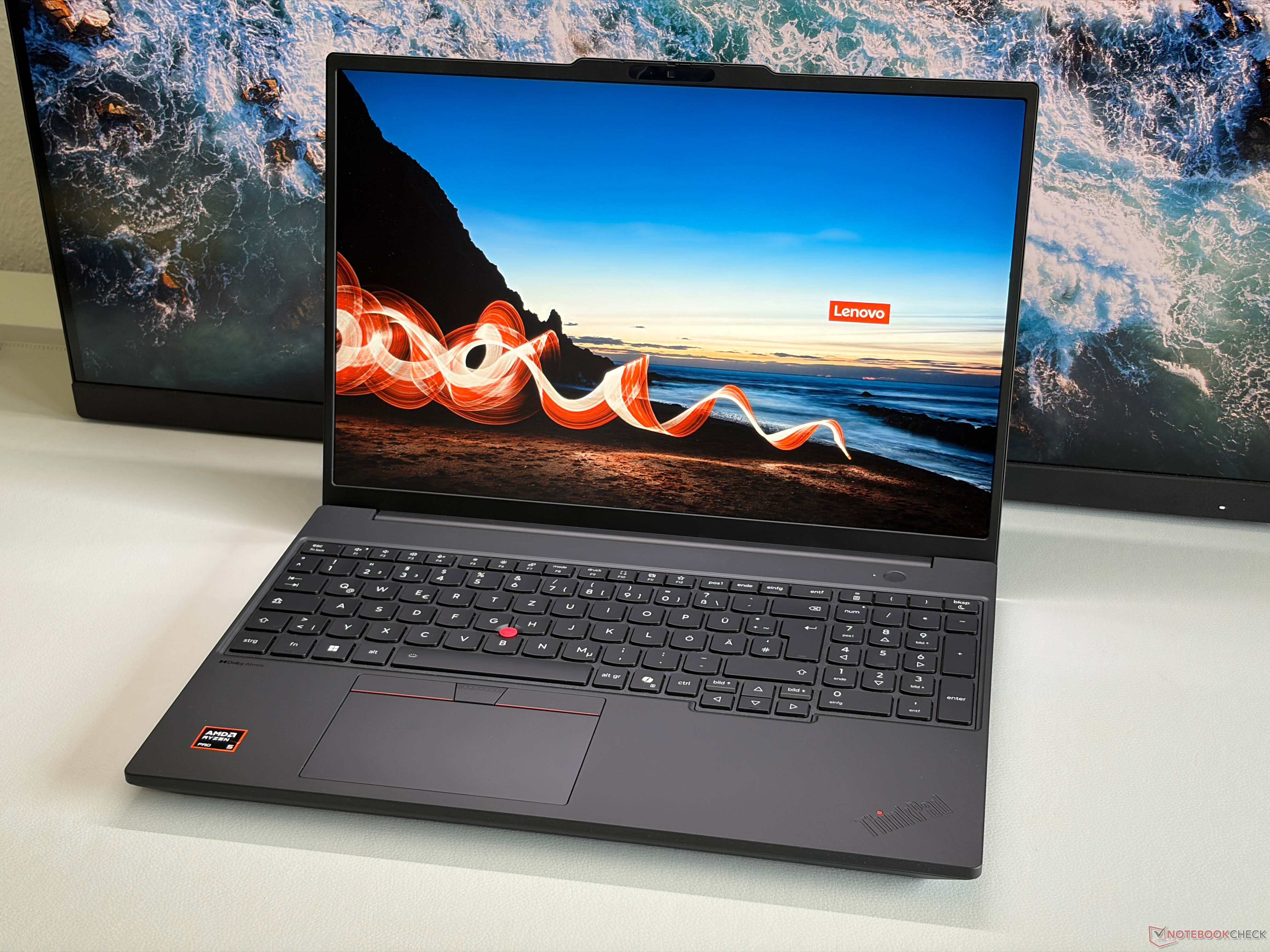 Aktualnie w recenzji - Lenovo ThinkPad T16 Gen 5 z procesorem AMD Ryzen PRO