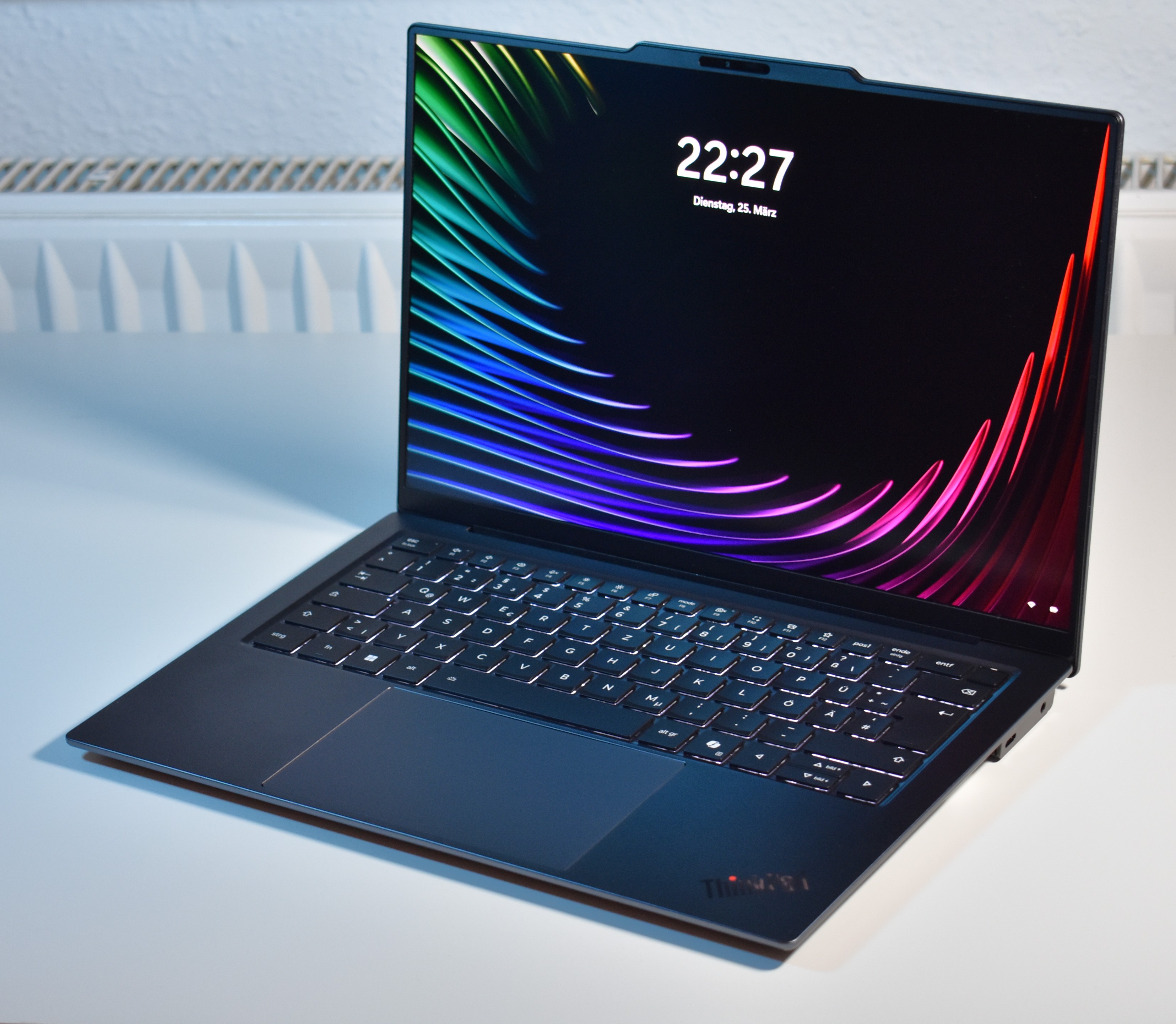 Najbliższy konkurent MacBooka Air 13 z systemem Windows: recenzja laptopa Lenovo ThinkPad X9-14