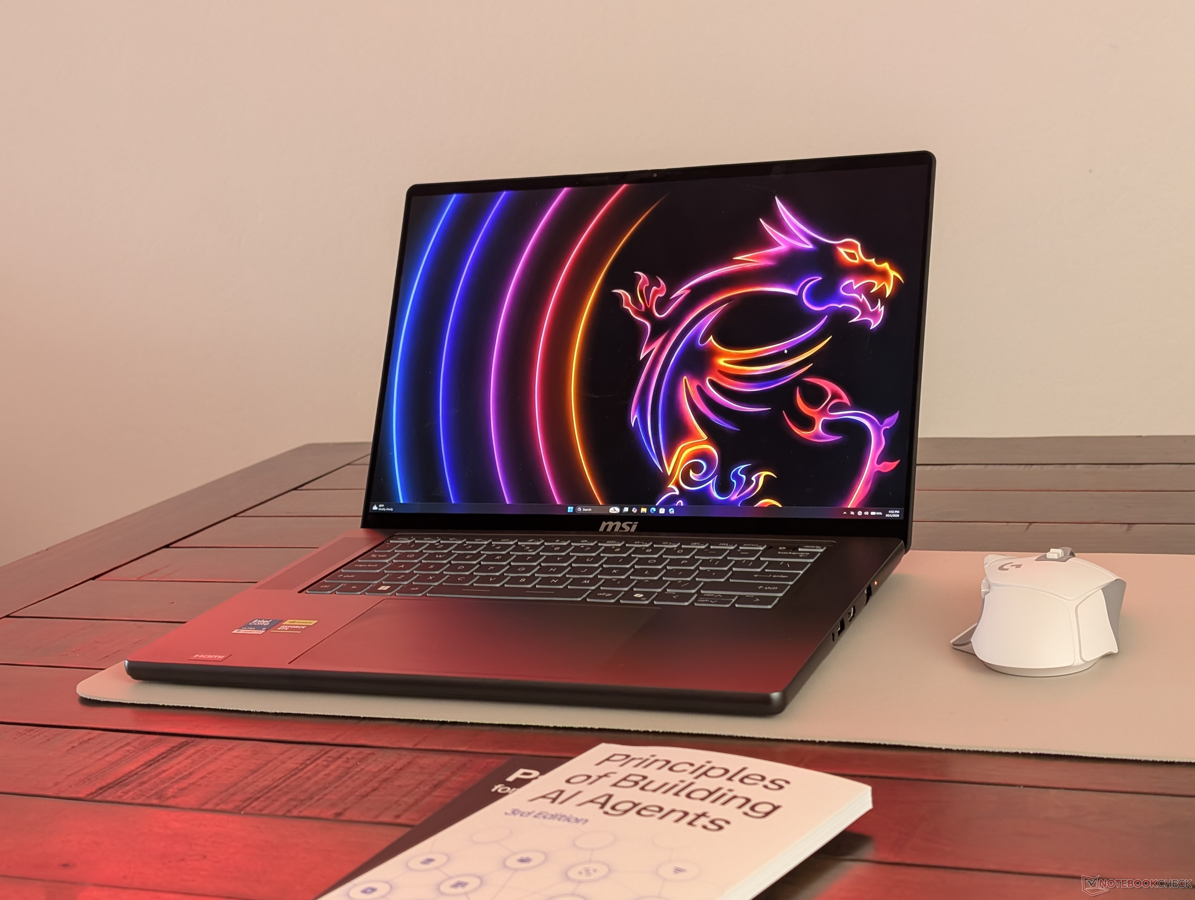Recenzja MSI Stealth 16 AI B3WH: po części gamingowy, po części dla twórców, w pełni profesjonalny