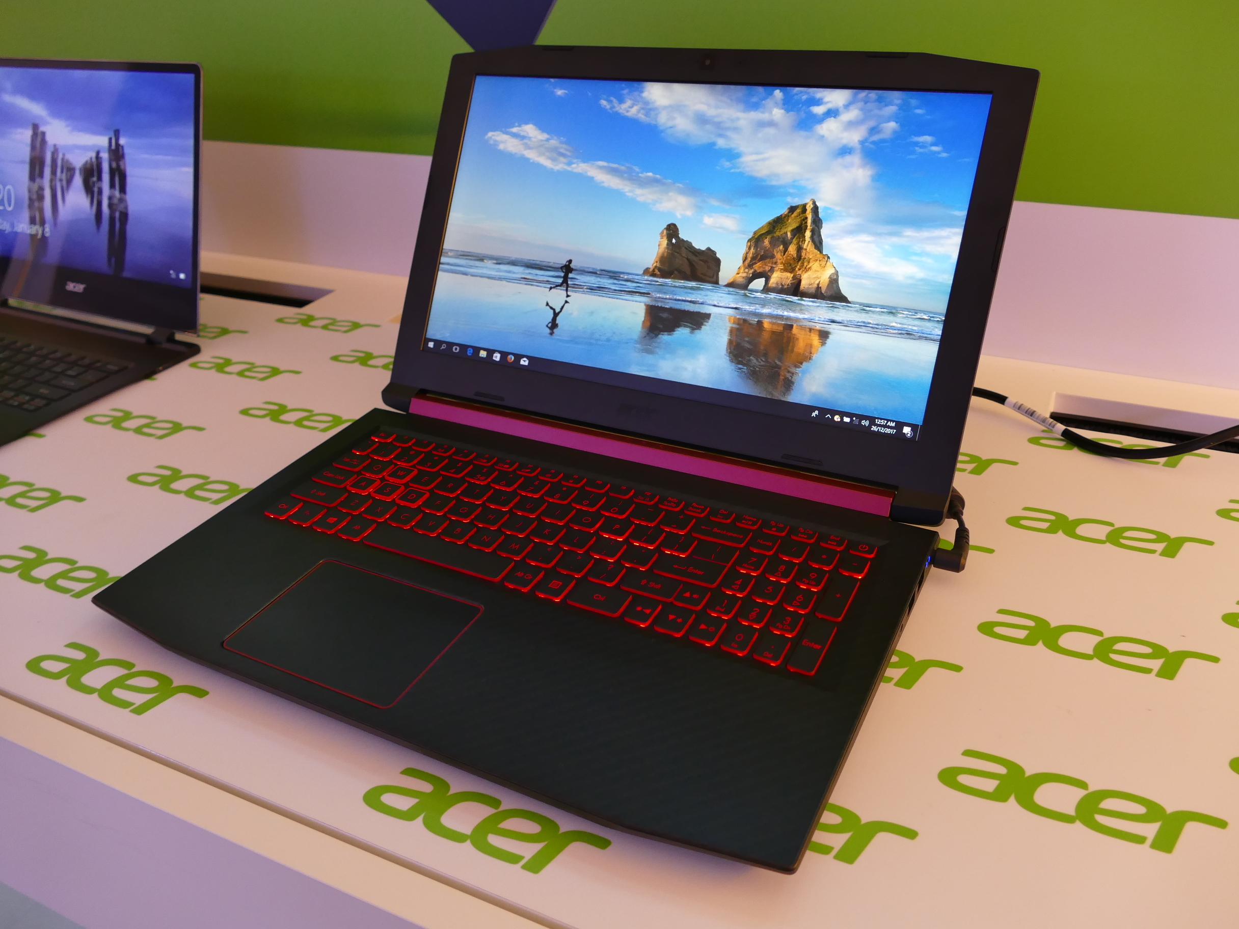 Acer nitro 5 экран. Acer Nitro 5 2018. Acer Nitro 5 i7. Acer Nitro 7. ASUS Nitro 5.