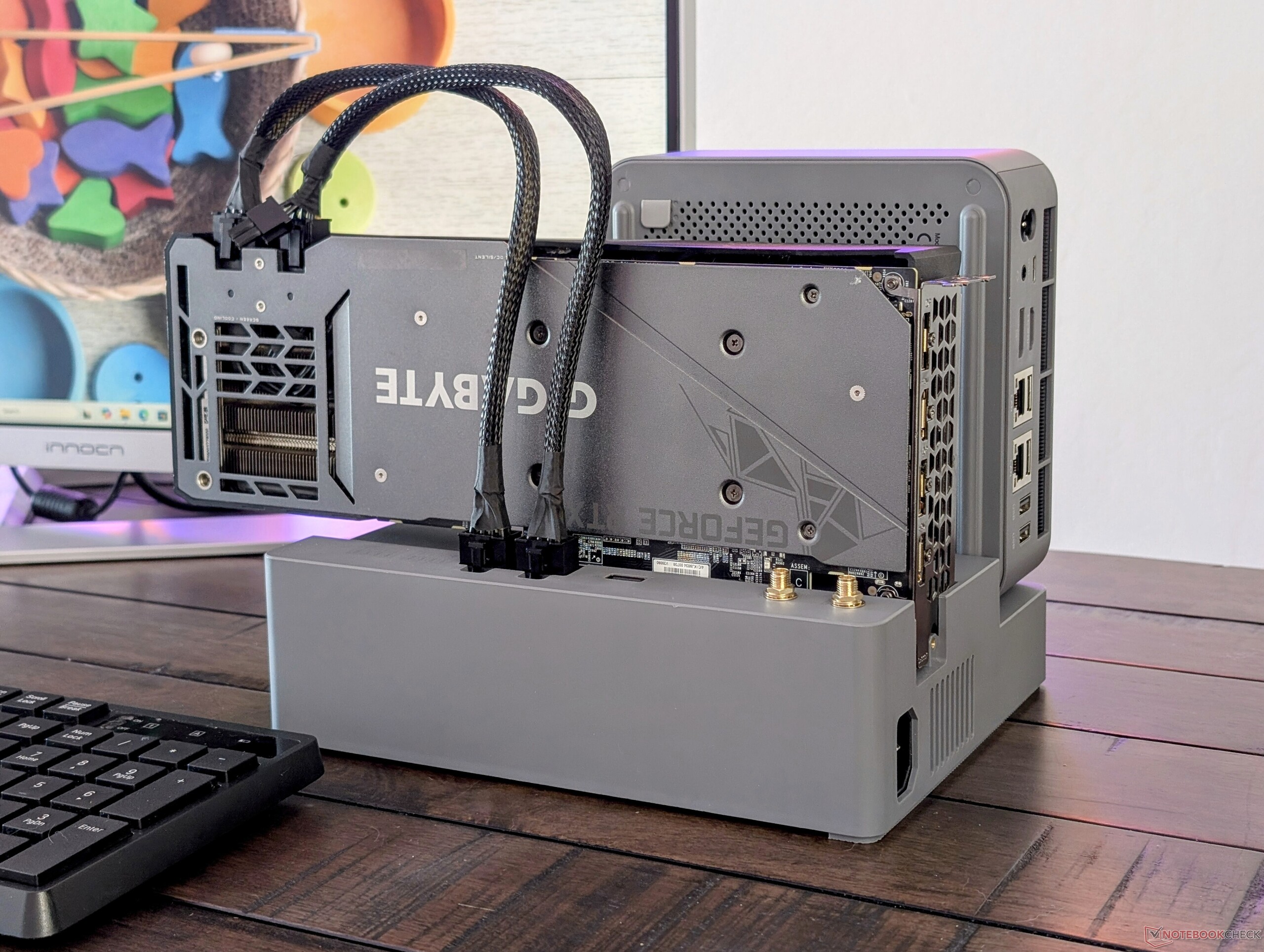 Stacja dokująca Beelink mini PC eGPU z pełnowymiarowym slotem PCIe ...