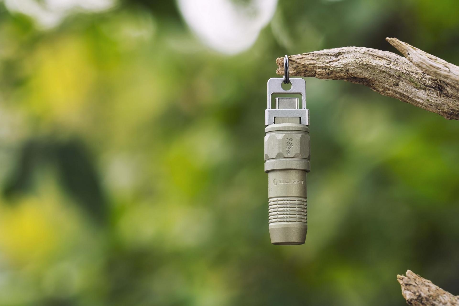 Olight wprowadza na rynek iUltra: niewielką latarkę ze zintegrowanym złączem USB-C i magnesami