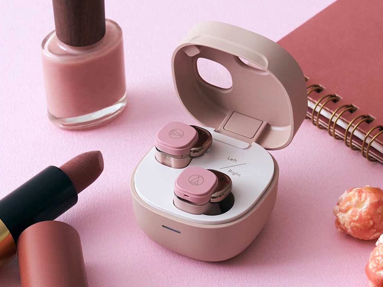 Audio-Technica prezentuje niewielkie słuchawki douszne ATH-SQ1TW2NC ANC