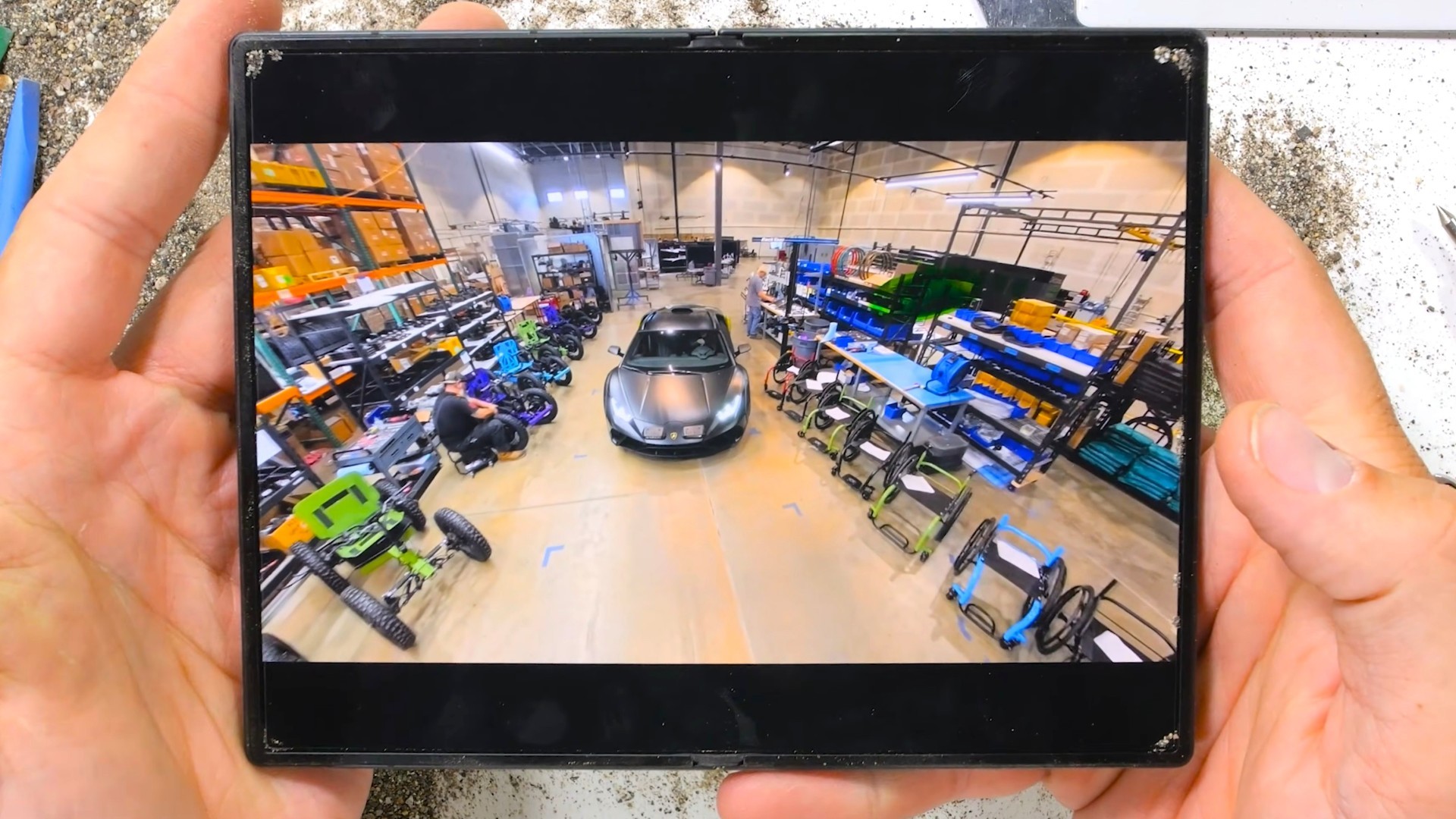W poszukiwaniu Flex Titanium: kompleksowa analiza konstrukcji Samsunga Galaxy Z Fold 8