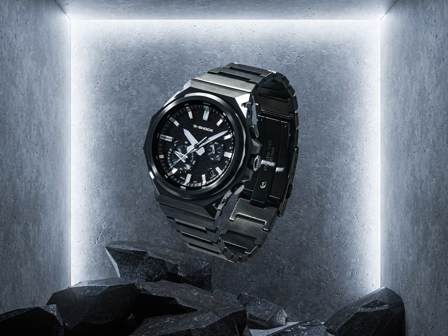 Nowe zegarki Casio z serii G-Steel GST-B1000BD trafiają do sprzedaży w Stanach Zjednoczonych z czarną powłoką jonową