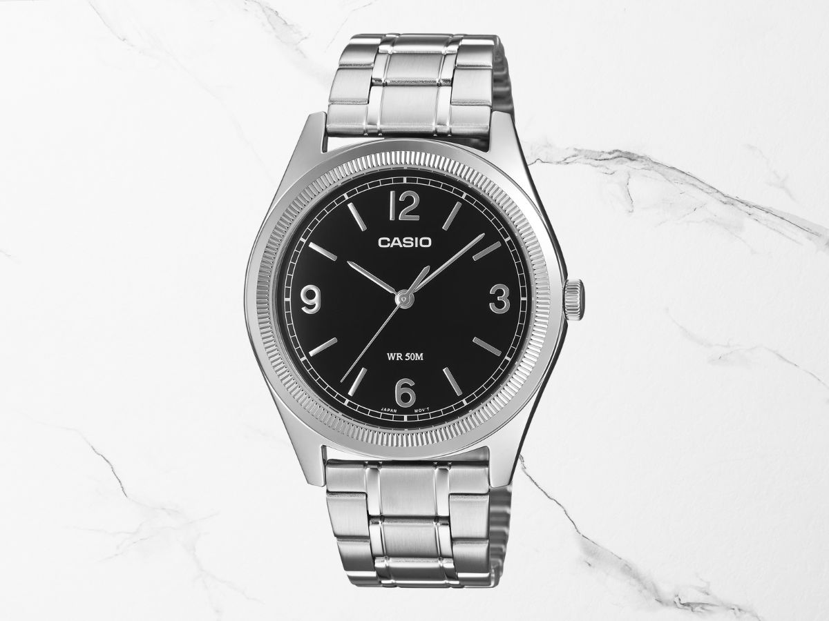 Casio prezentuje nowy minimalistyczny metalowy zegarek w czterech wersjach kolorystycznych