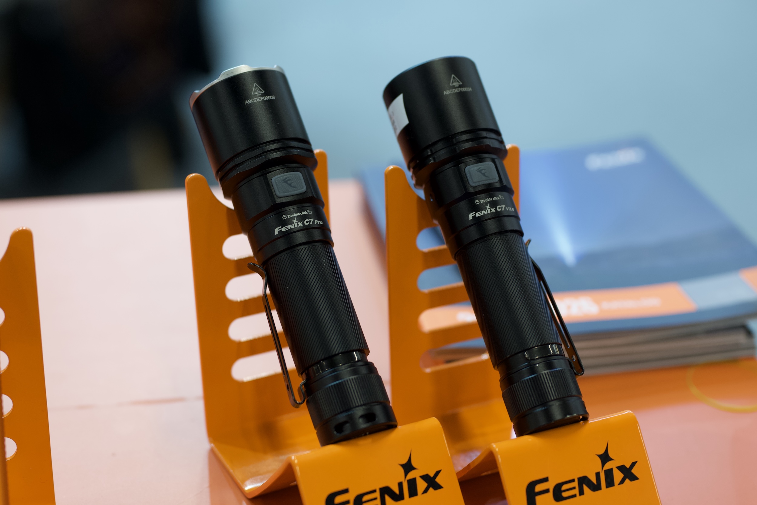 Fenix C7 Pro i C7 v2.0: Zapowiedziano wytrzymałe latarki USB-C
