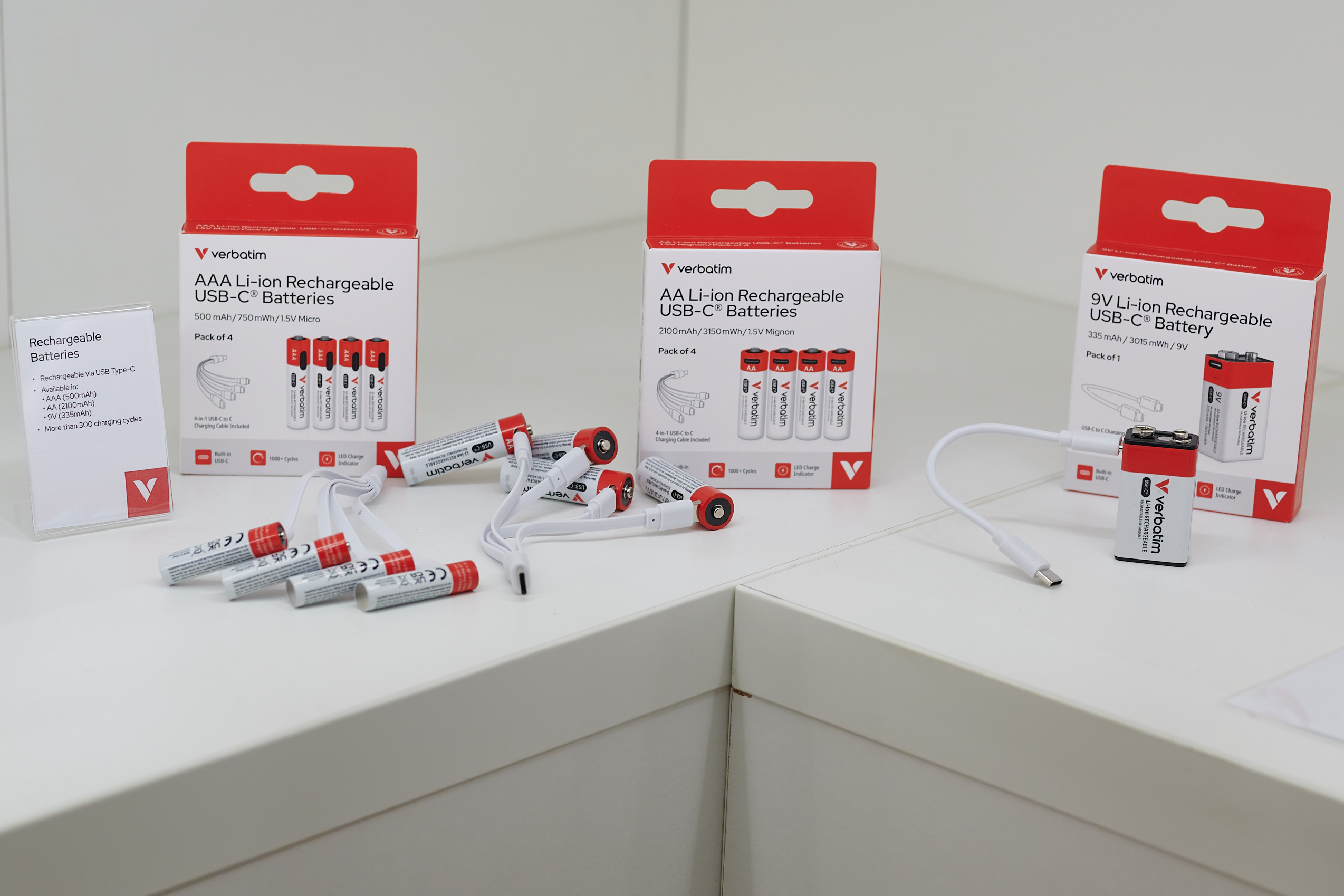 Zaprezentowano nowe baterie litowo-jonowe typu AA i AAA z portem USB-C