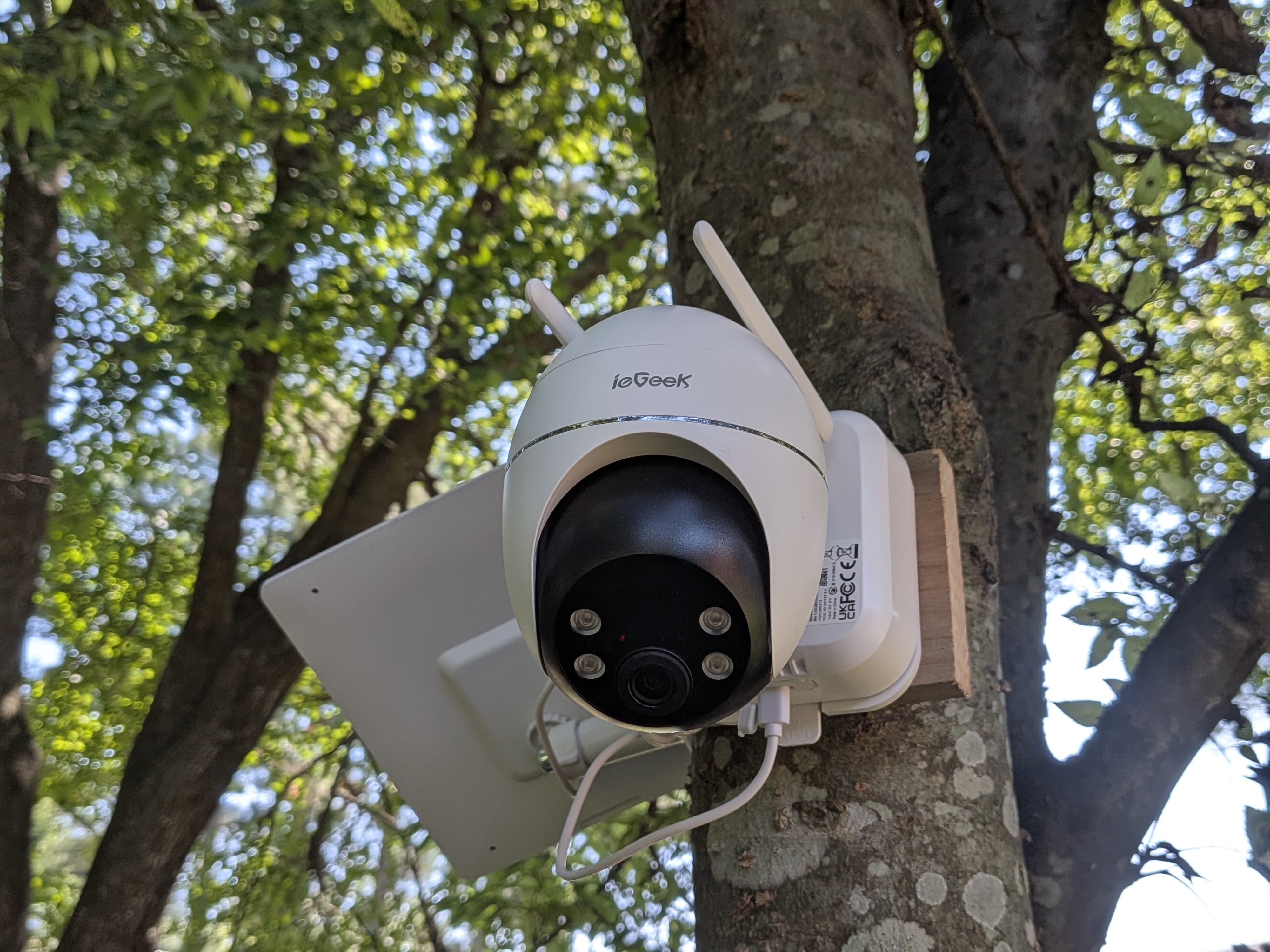 Recenzja kamery bezpieczeństwa PTZ ieGeek S7 z zasilaniem słonecznym i łącznością Wi-Fi