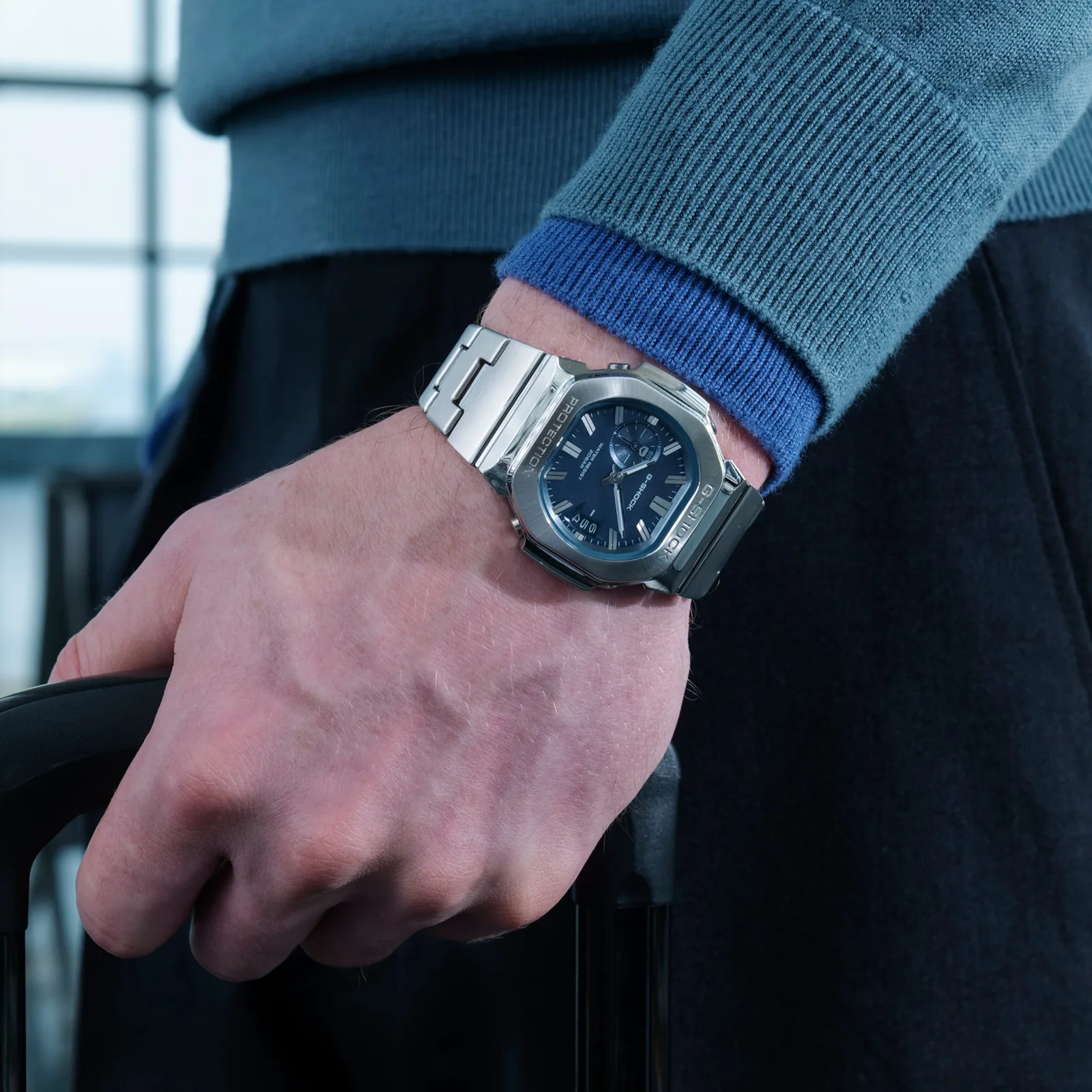Casio G-Shock 'CasioNaut' jeszcze przed premierą doczekał się pierwszego testu pokazującego magnetyczne wskazówki w akcji