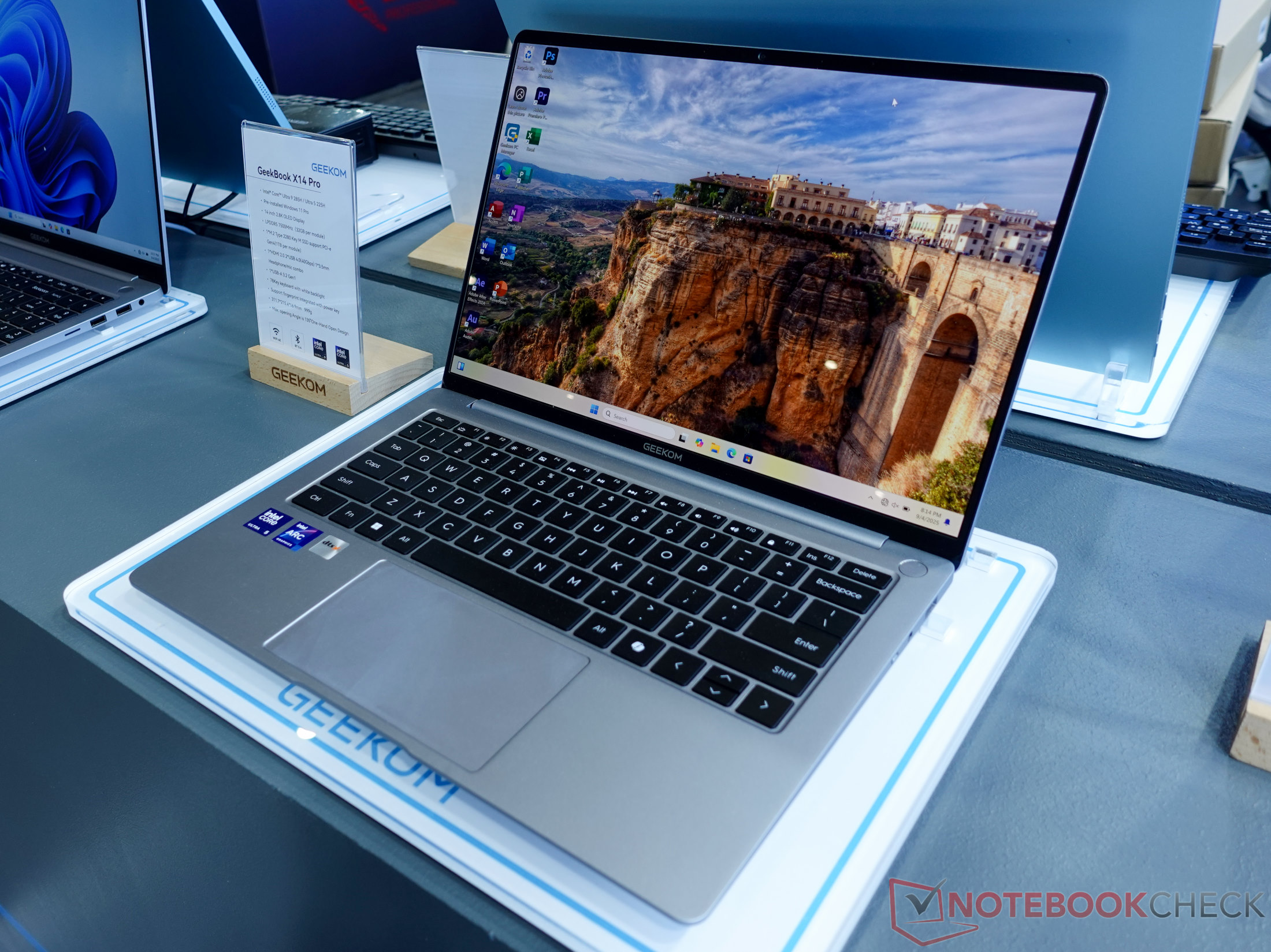 Geekom GeekBook X14 Pro: Stylowy, w pełni metalowy laptop o wadze poniżej 1 kg, lżejszy i bardziej kompaktowy niż MacBook Air