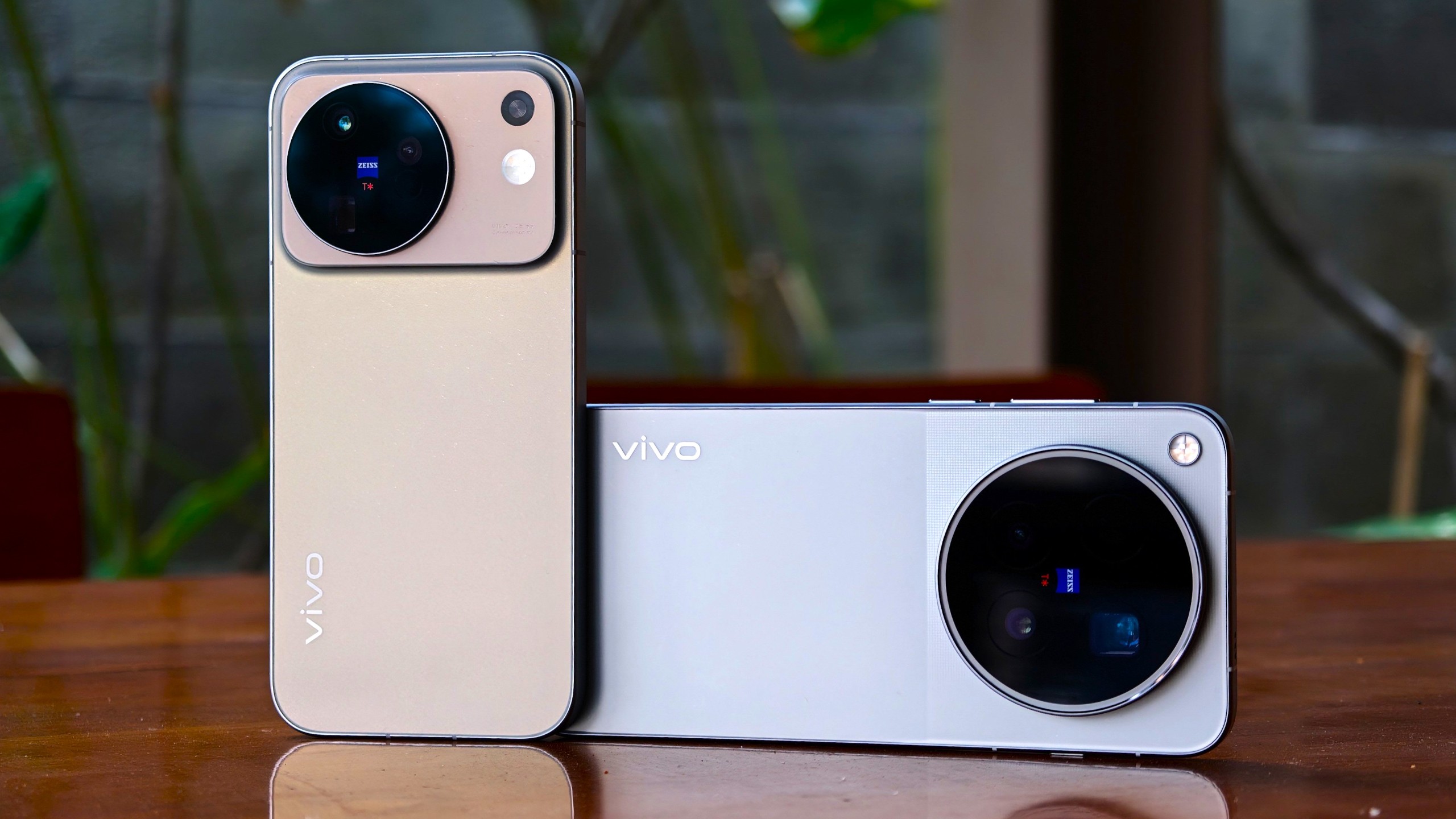Oficjalnie potwierdzono globalną premierę serii Vivo X500 i modelu X Fold 6: Jak uzyskać zniżkę na flagowe modele z aparatem Zeiss w Europie