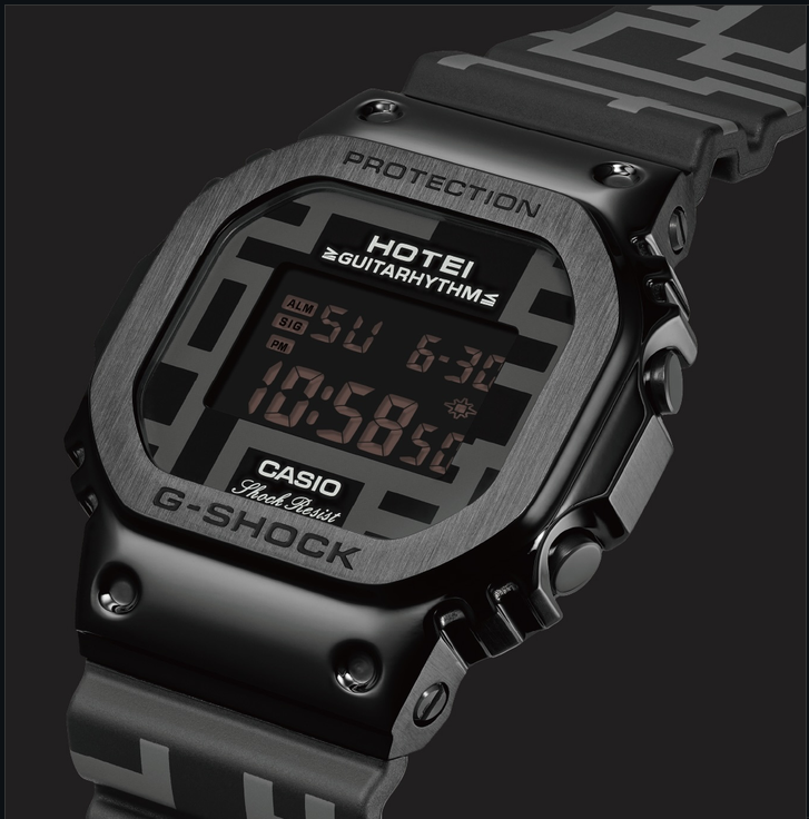 Najnowsza kooperacja marki G-Shock z muzykami opiera się na modelu GM-5600 z metalową ramką
