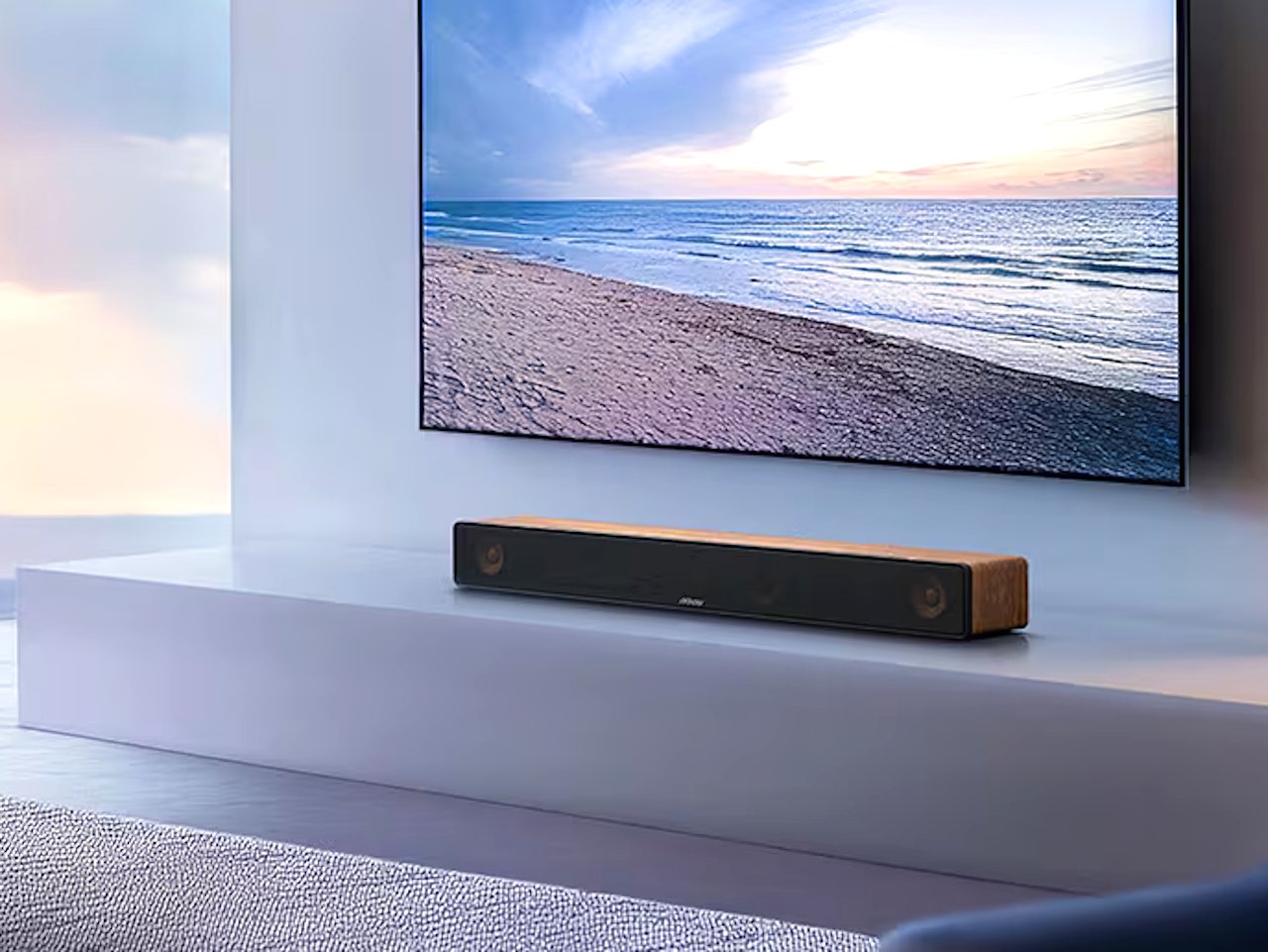 Soundbar JVC Kenwood TH-WD05 zapewnia dźwięk Dolby Atmos z drewnianymi głośnikami stożkowymi