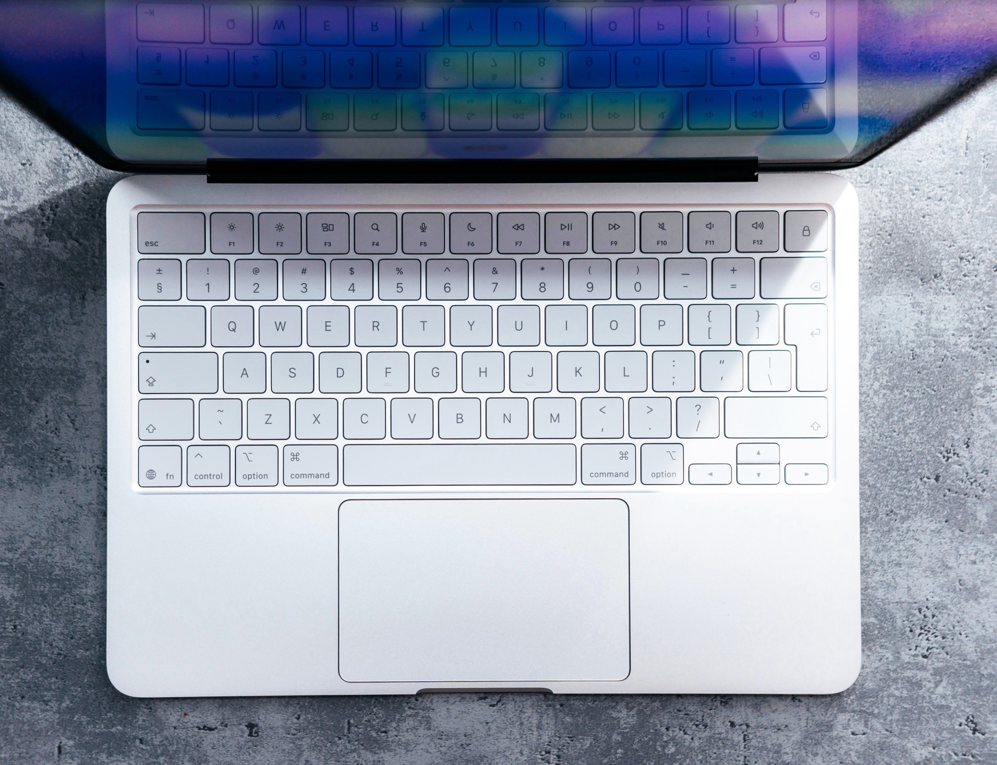 Produkcja komputerów Apple MacBook Neo zostanie ograniczona o 40% z powodu kryzysu związanego z pamięcią DRAM