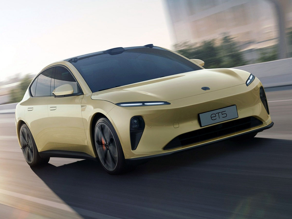 Wysokie koszty baterii półprzewodnikowych w końcu rozwiązane dzięki hackowaniu struktury elektrolitu przy użyciu tańszych materiałów