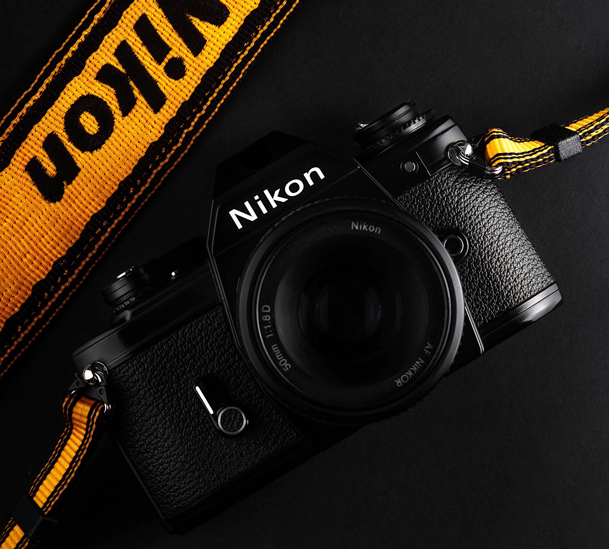 Plotka: Nikon stoi w obliczu przejęcia przez francuskiego giganta optycznego