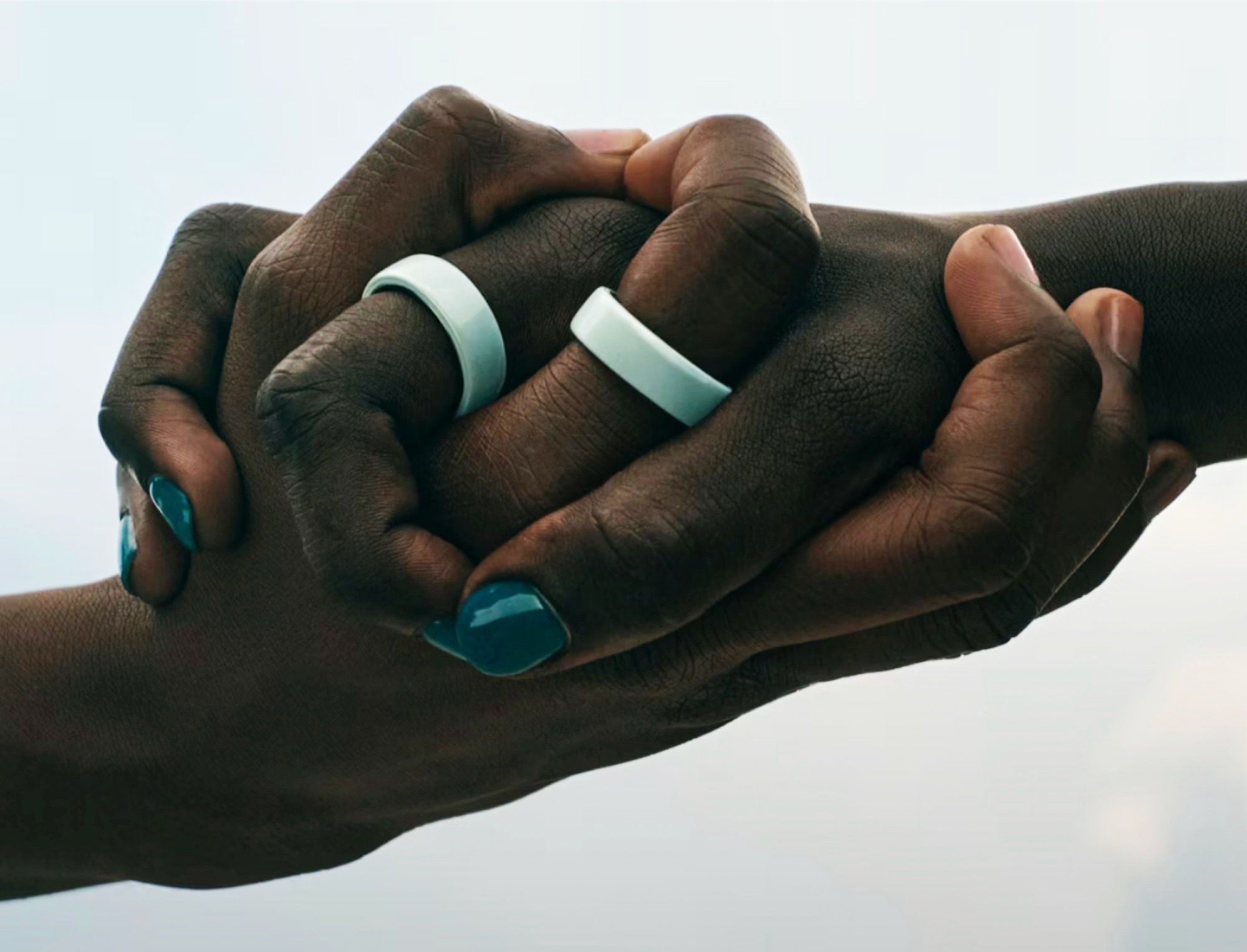 Oura Smart Ring może w przyszłości zapewnić całodobowe monitorowanie ciśnienia krwi, patent opisuje metodę