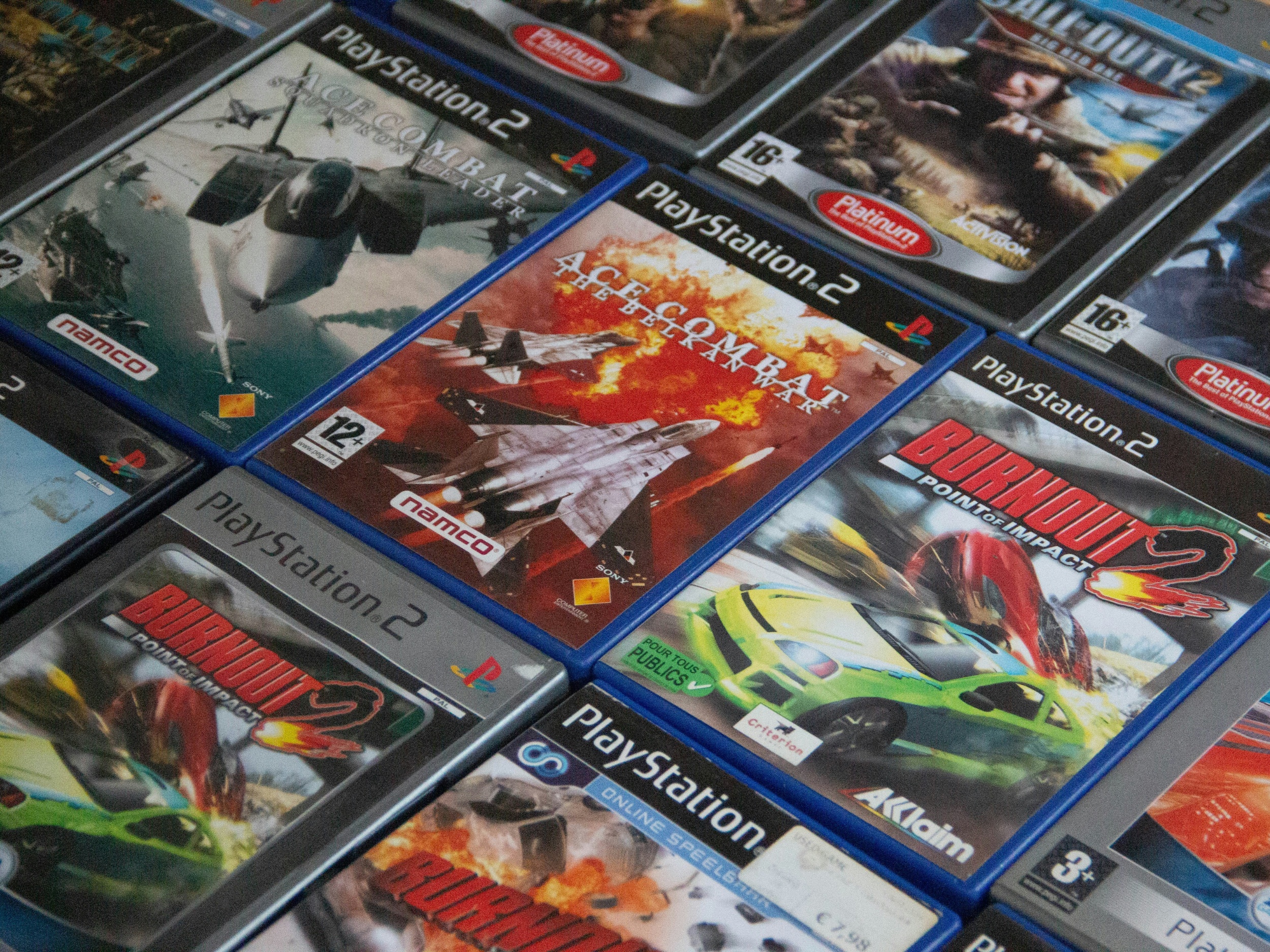 „Głosujcie portfelami”: Fani PlayStation protestują przeciwko wycofaniu gier na nośnikach fizycznych