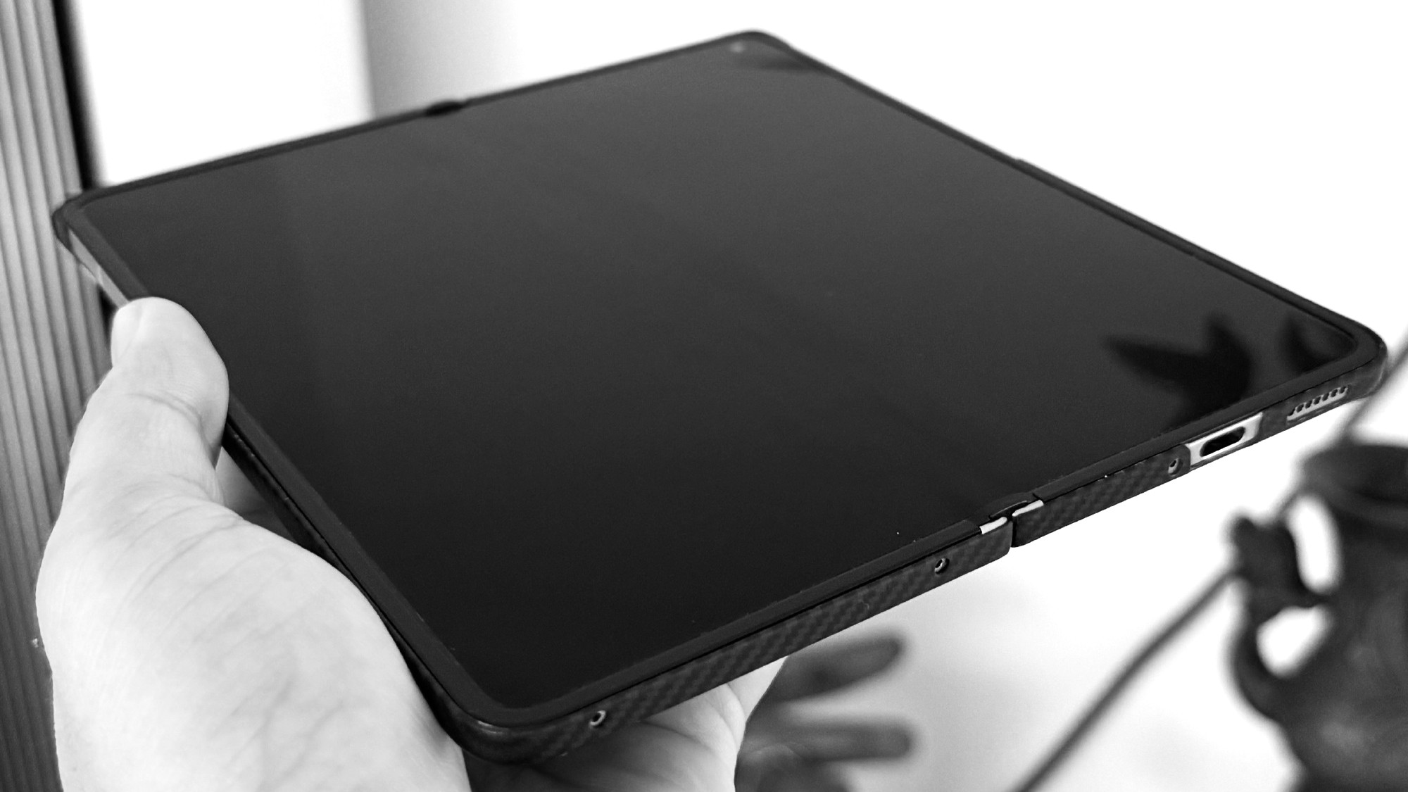 Jak sugerują osoby ujawniające informacje, model Samsung Galaxy Z Fold 8 będzie się całkowicie różnił od modelu Galaxy Z Fold 7