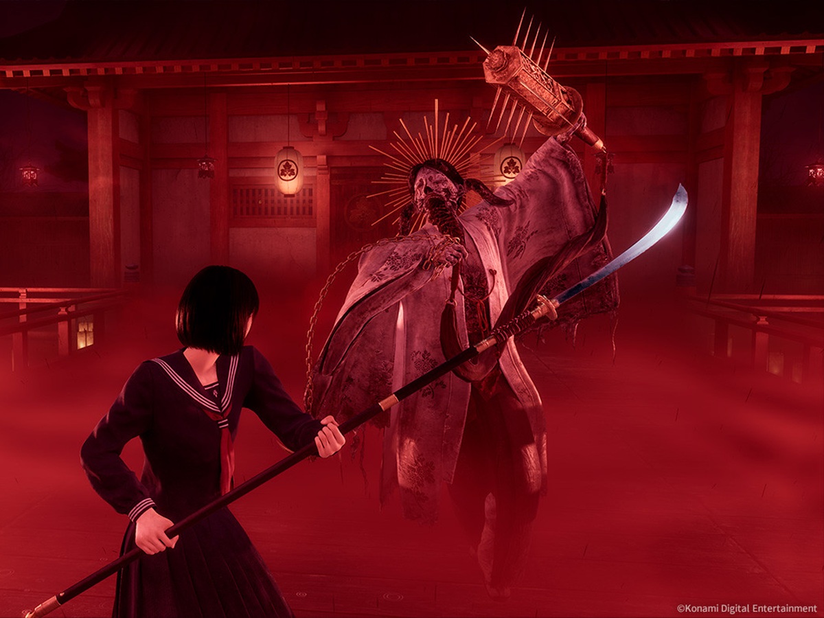 Twórcy Silent Hill F wyjaśniają, dlaczego gra ogranicza się do walki wręcz