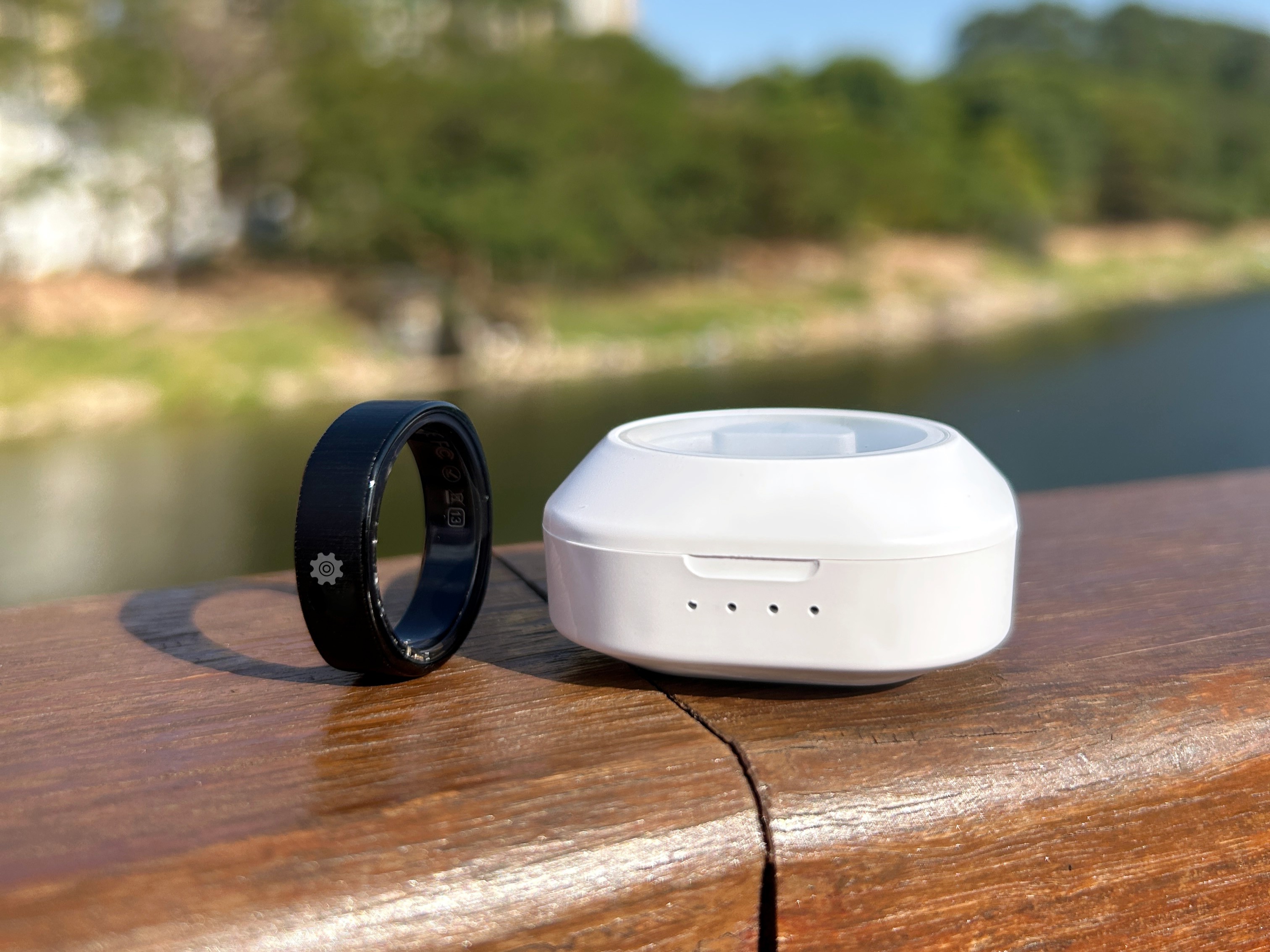 Smalth Titanium: Nowy inteligentny pierścień z tytanową powłoką i 12-dniowym czasem pracy na baterii