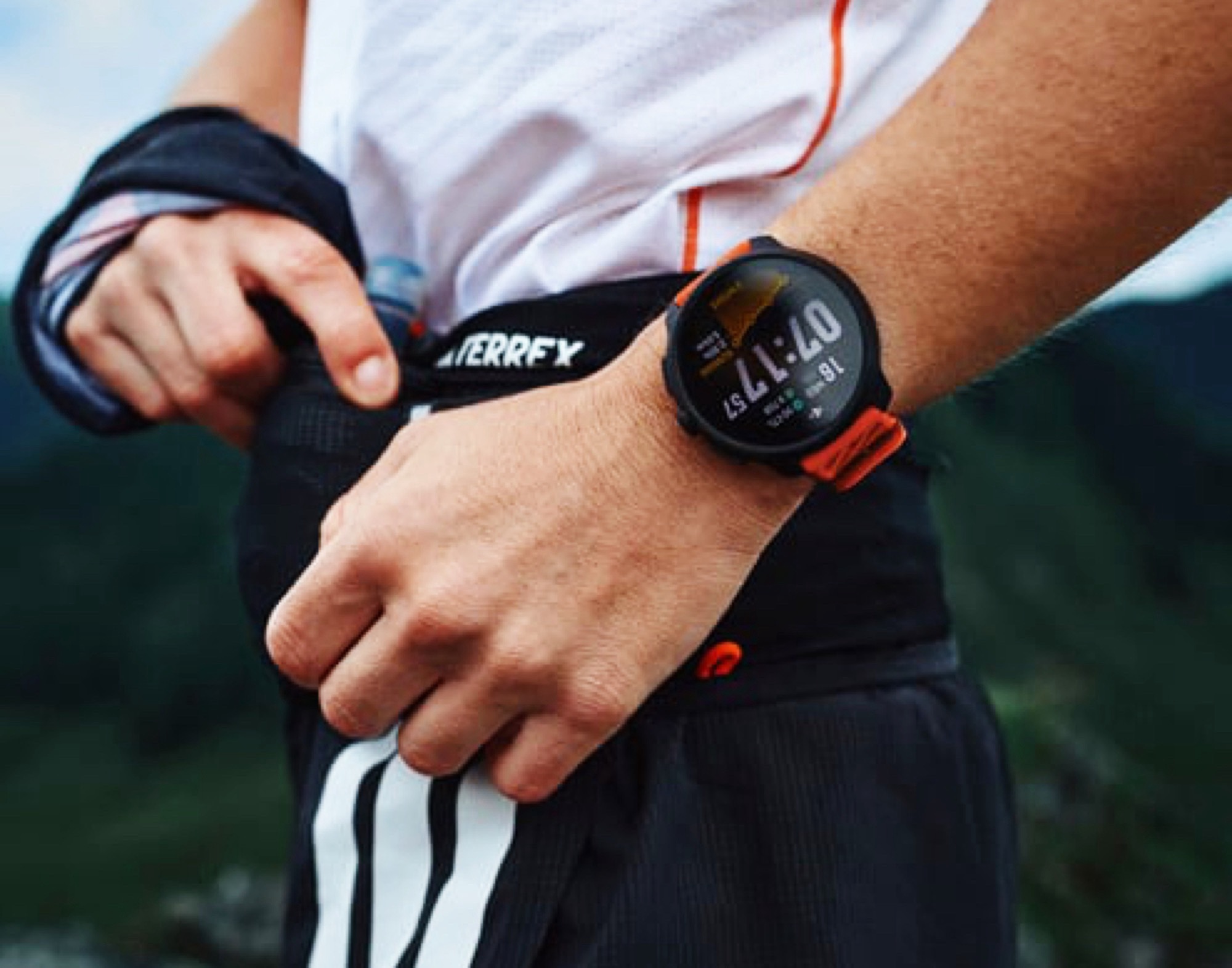 Pojawiły się informacje o smartwatchach Suunto Race 3 i Race 3 S z wyświetlaczami AMOLED oraz nową subskrypcją
