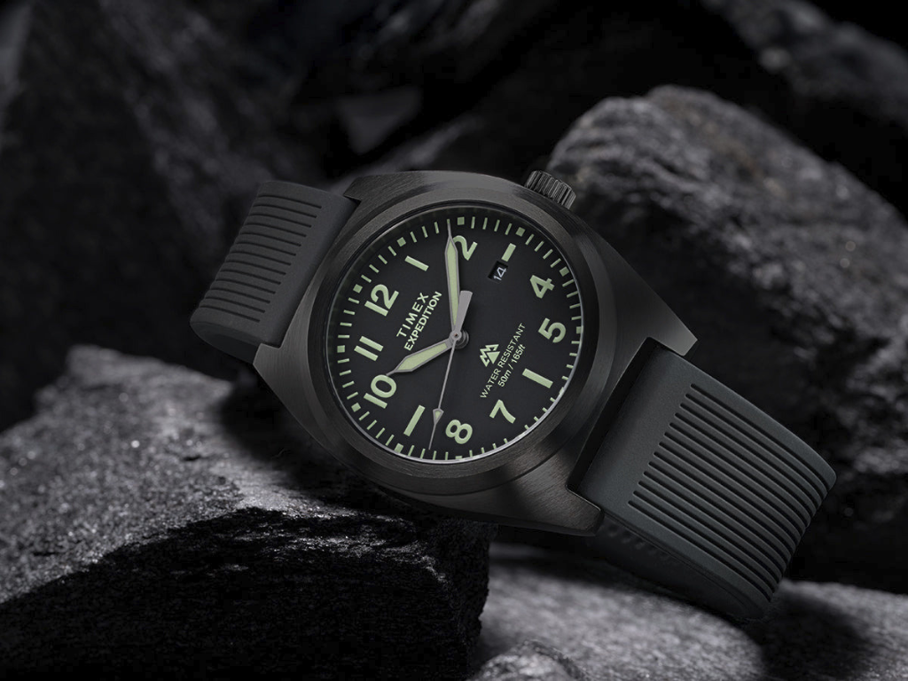 Timex wprowadza na rynek nowy 39-milimetrowy zegarek terenowy z linii Expedition Capstone z dwoma opcjami paska