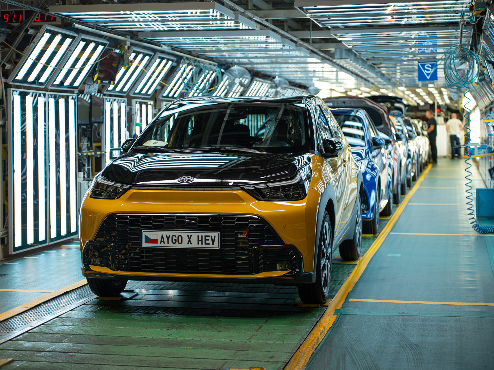 Toyota Aygo X Hybrid: Produkcja pełnej hybrydy segmentu A rozpoczyna się w Kolinie, BEV wkrótce