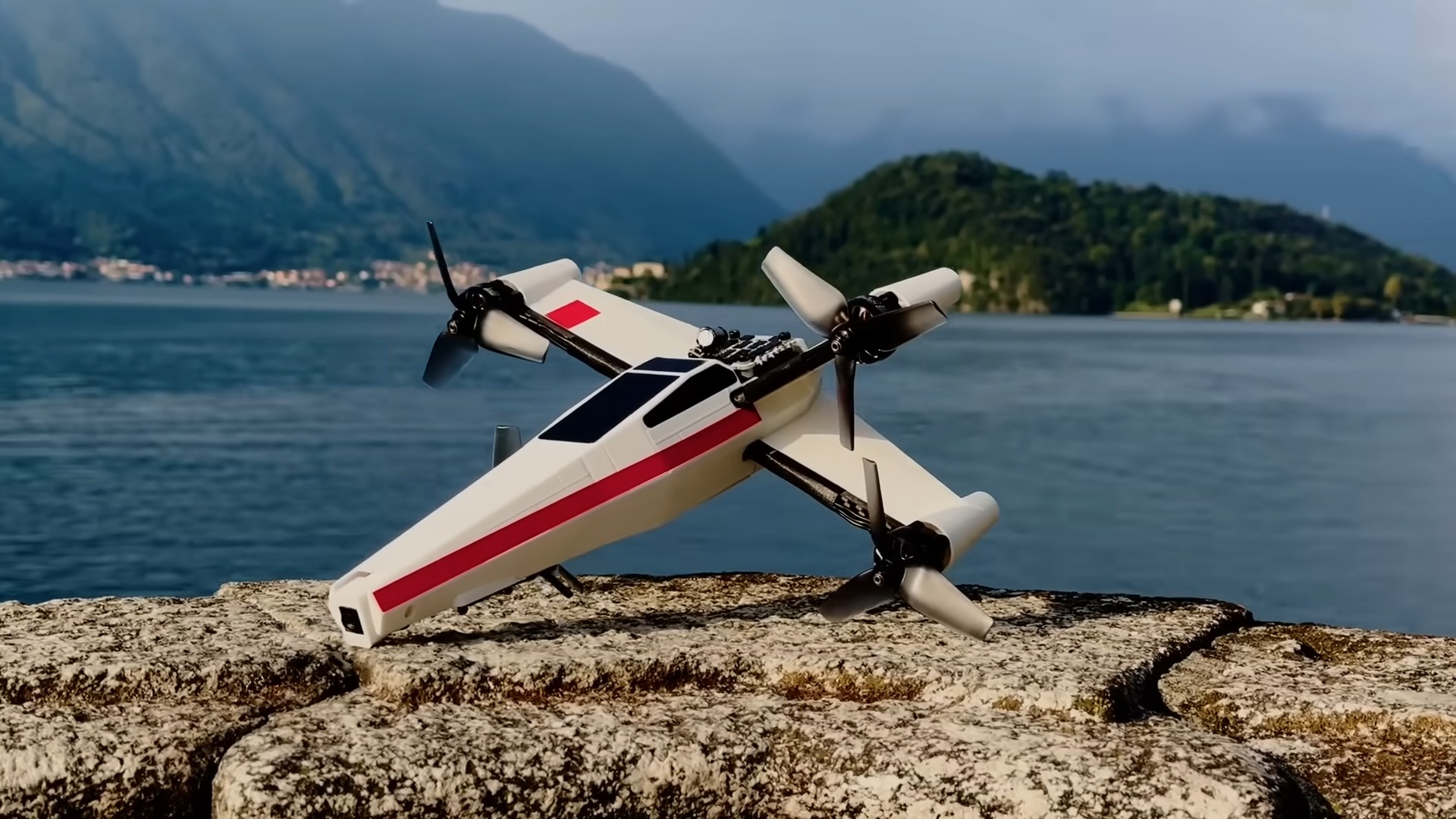 Inżynier 3D drukuje drona X-wing o prędkości 134 mil na godzinę i udostępnia go jako open-source