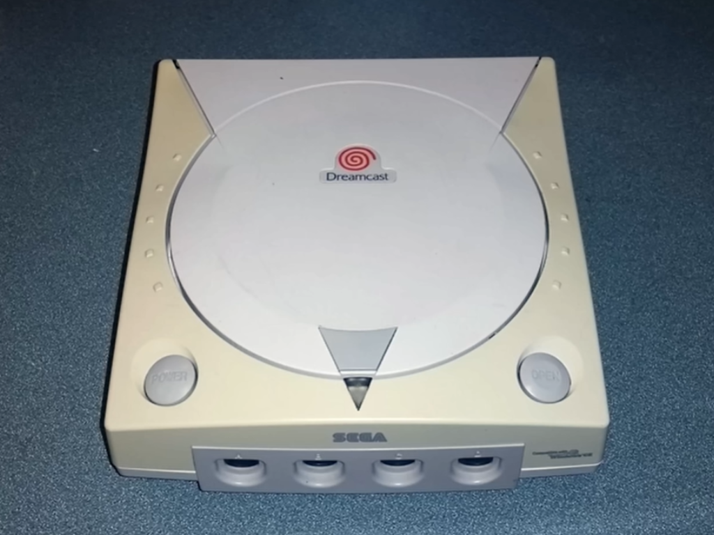 Niedawny test Sega Dreamcast pokazuje, dlaczego warto zrezygnować z retrobrightingu starych konsol do gier