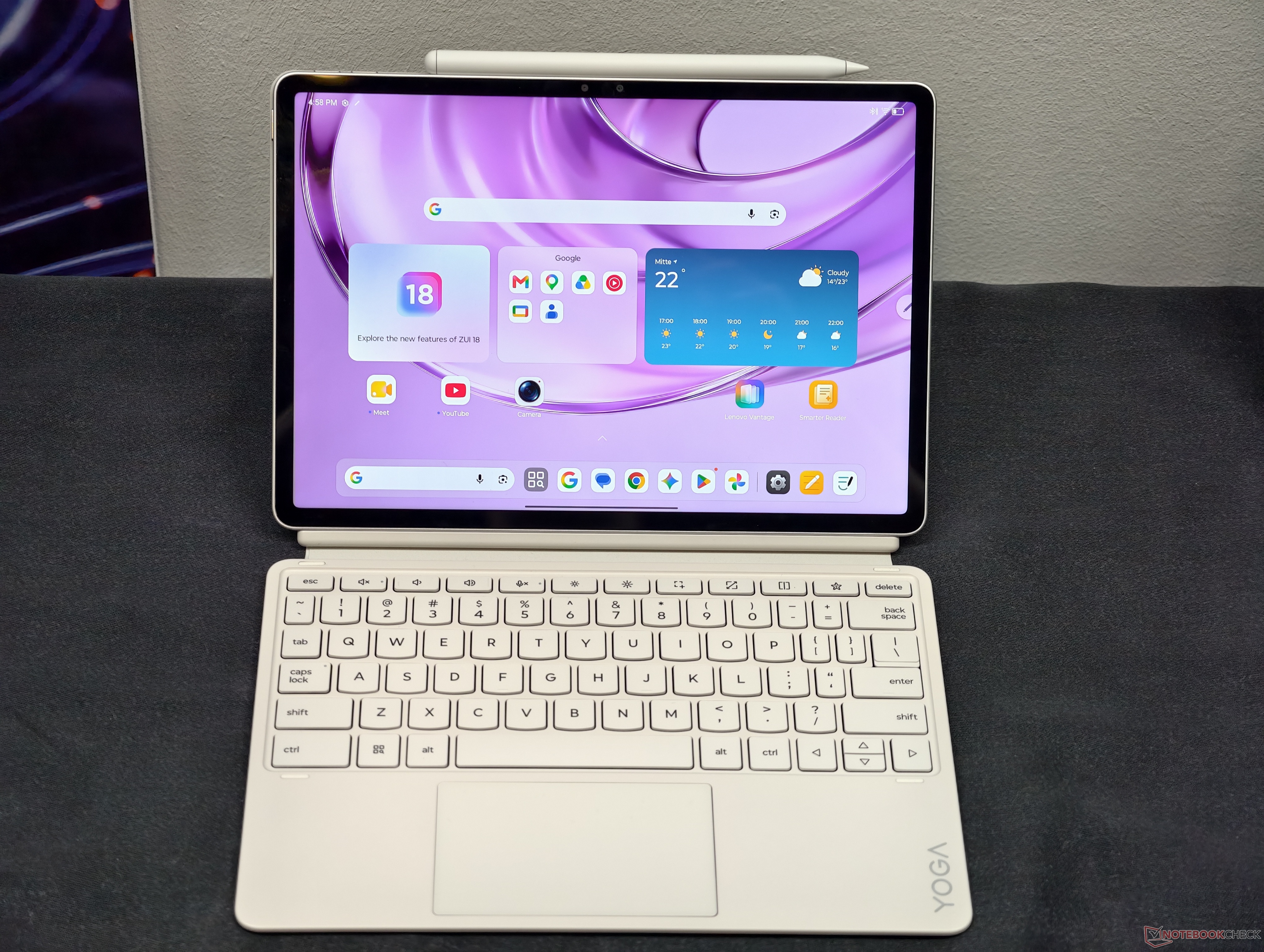 Lenovo wyposażyło kompaktowy tablet z systemem Android w wyświetlacz 4K o częstotliwości odświeżania 144 Hz oraz baterię o pojemności 11 000 mAh