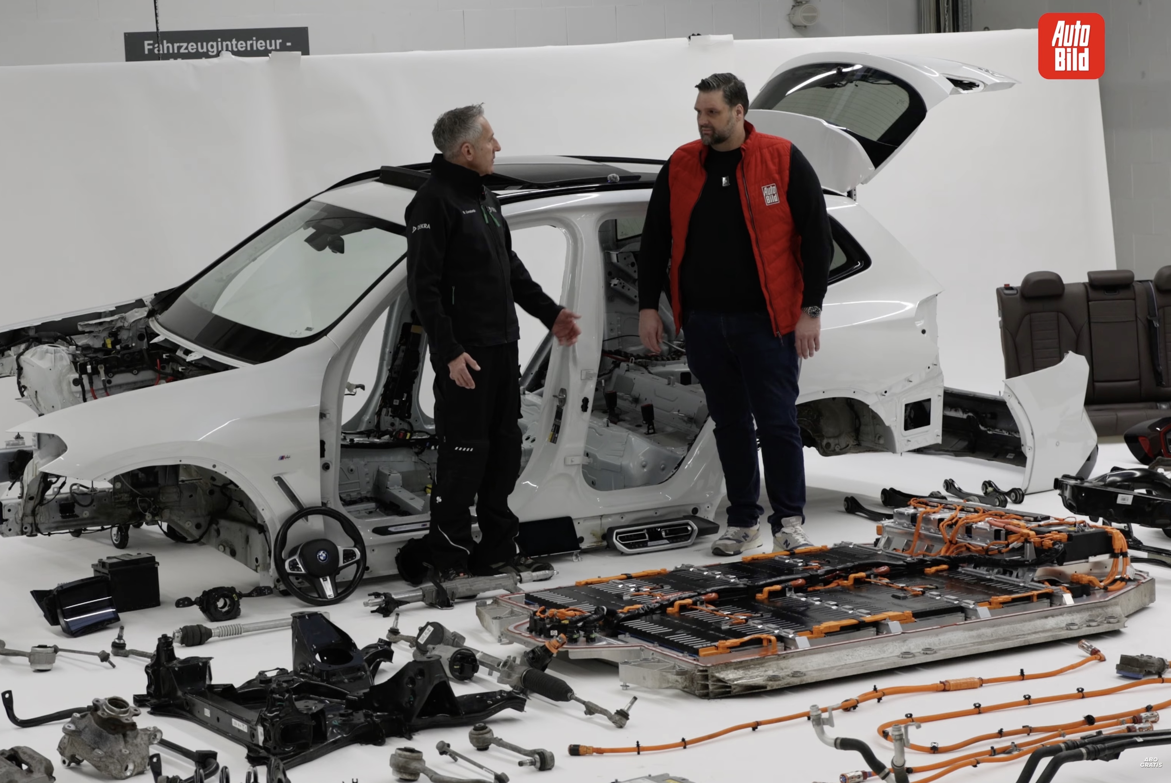 BMW iX3 imponuje w teście długoterminowym z przebiegiem prawie 62 000 mil