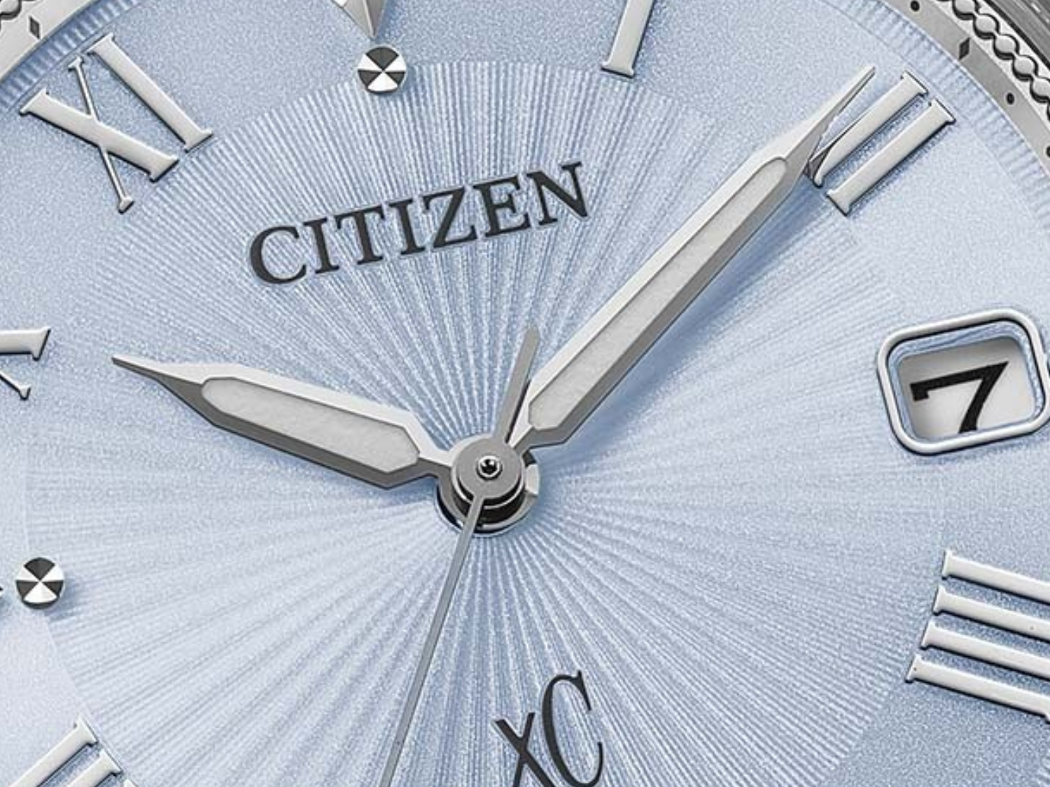 Citizen prezentuje nowe kompaktowe zegarki Eco-Drive ze stali nierdzewnej z cyframi rzymskimi i szkłem szafirowym