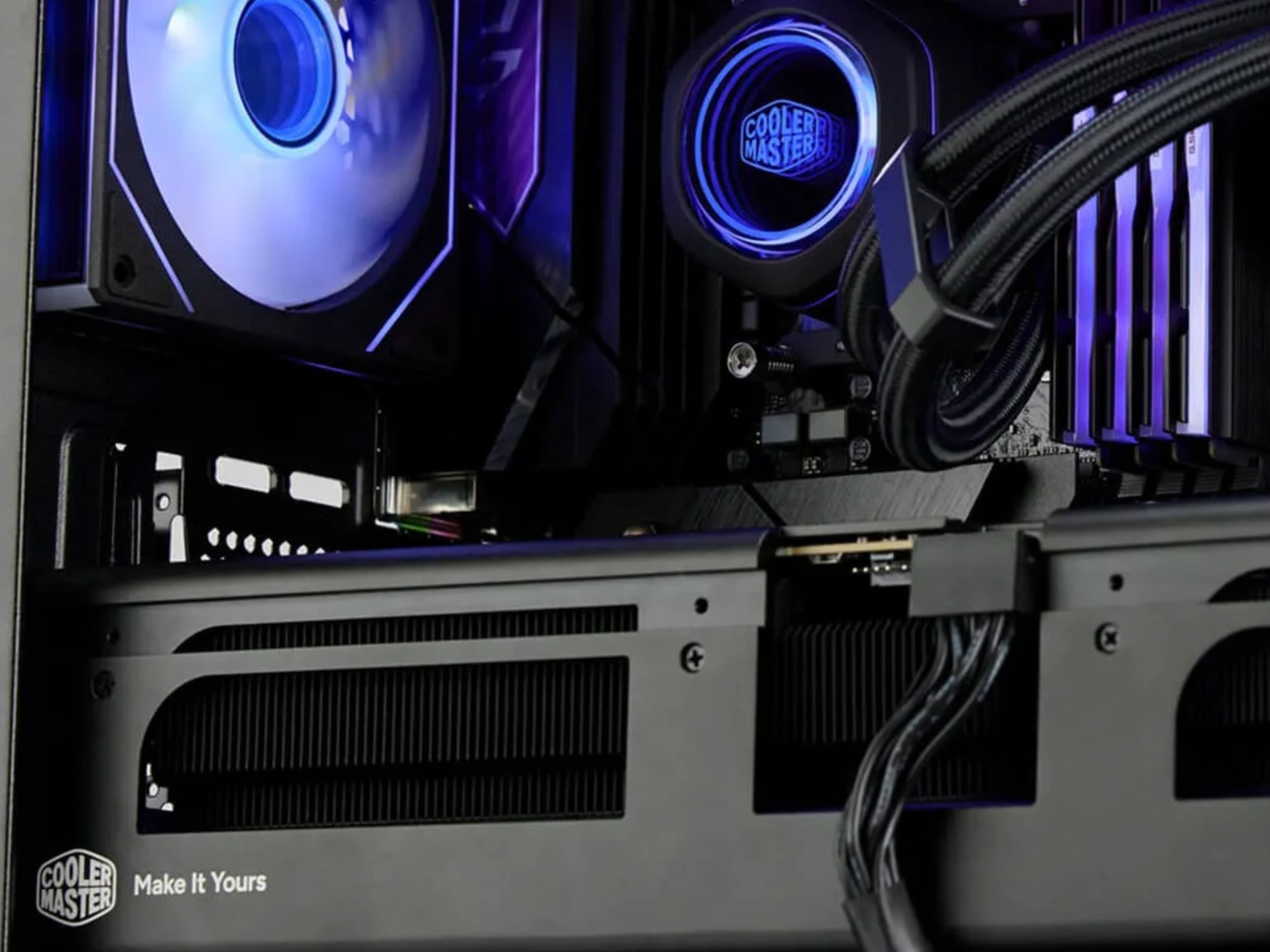 Cooler Master wykorzystał starą koncepcję, aby na nowo odkryć chłodzenie komputerów PC