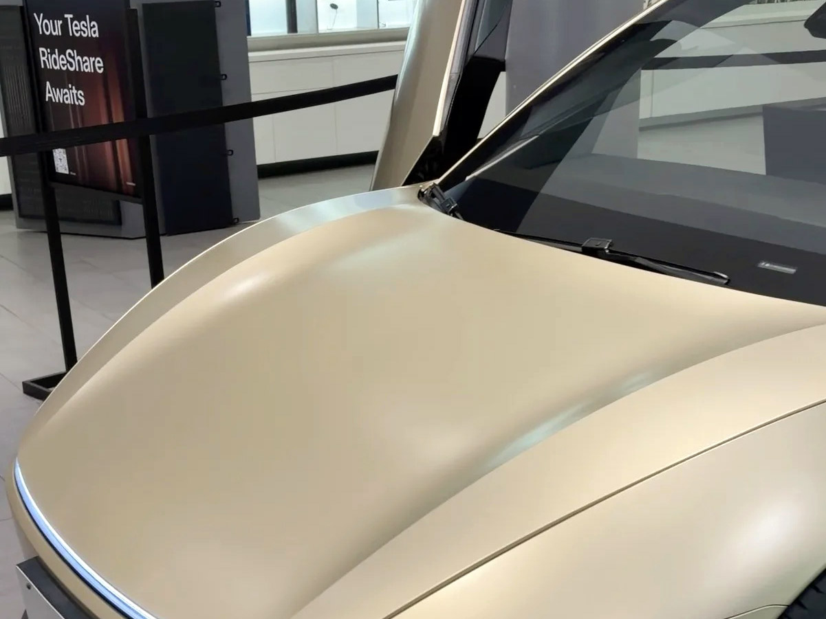 Cybercab przyznaje, iż monowiper Cybertruck to inżynieryjna porażka