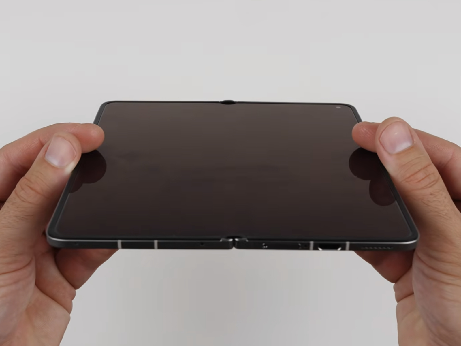 Find N6: nowy składany ultra-premium z prawie niewidocznym zagięciem wyświetlacza