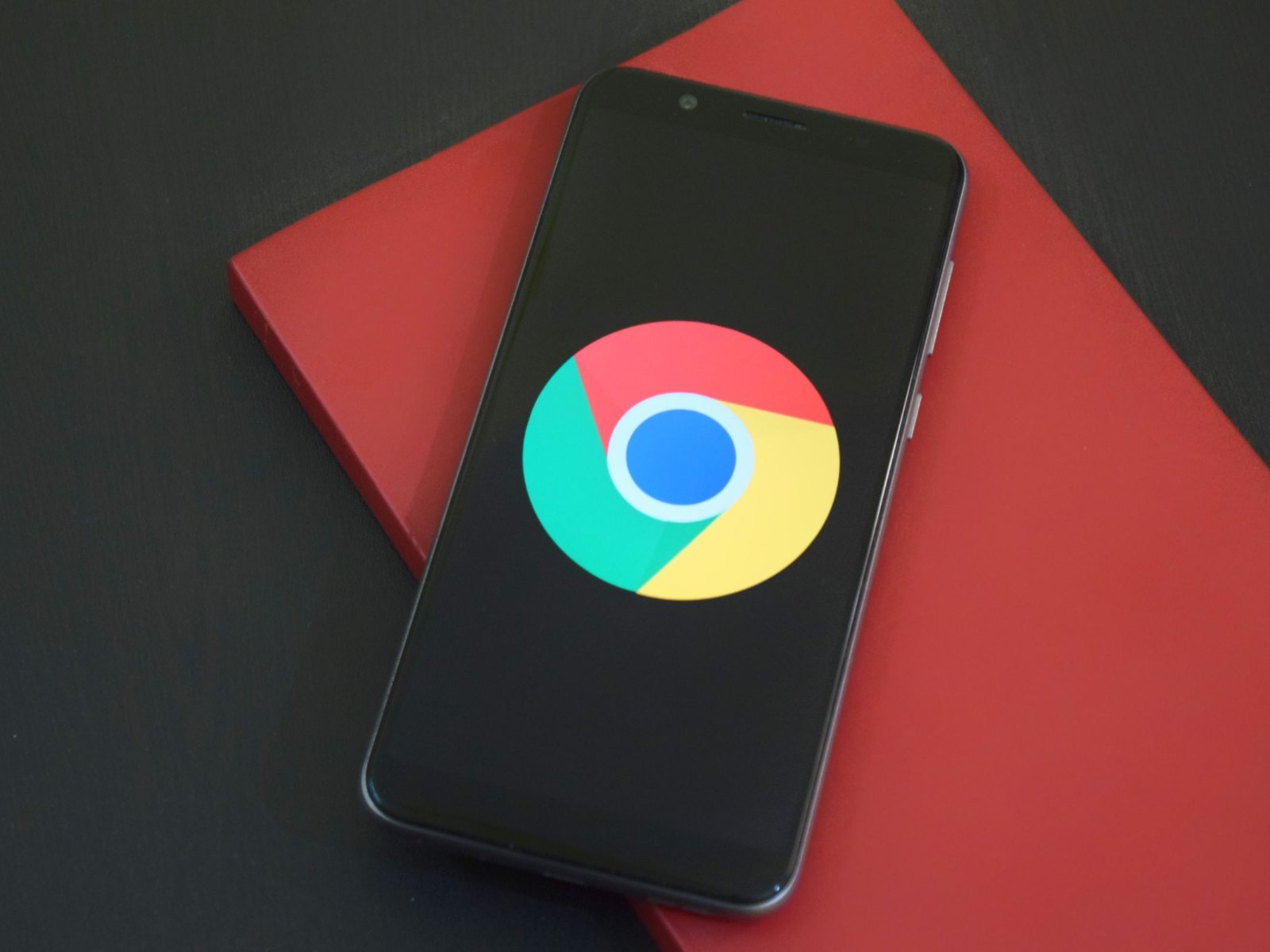 GLM-5.3: chiński otwarty model AI stworzył exploit do Chrome za 20 dolarów