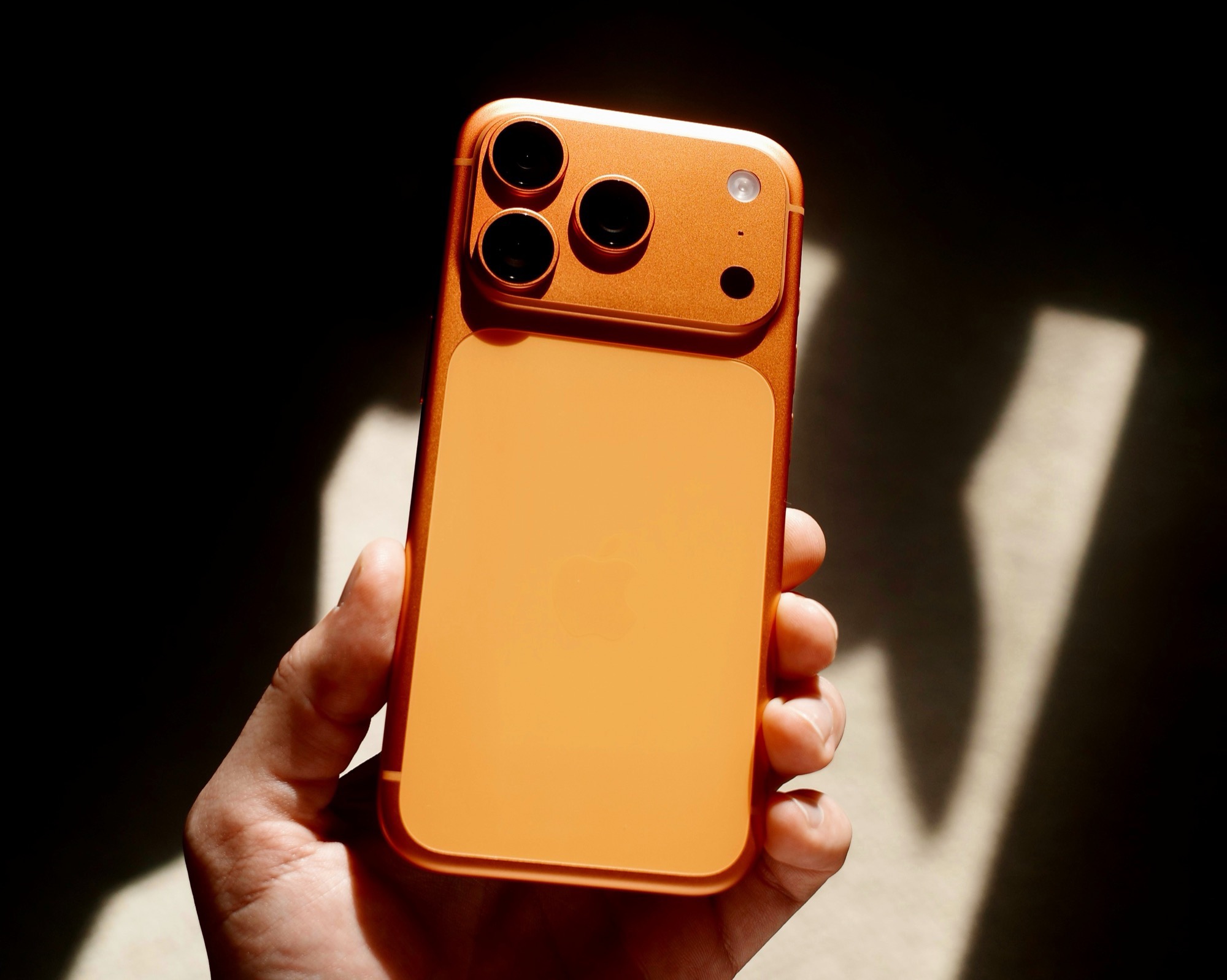 Plotka: iPhone 20 Pro po raz pierwszy otrzyma czujnik aparatu Apple, iPhone 18 Pro otrzyma dwie aktualizacje aparatu