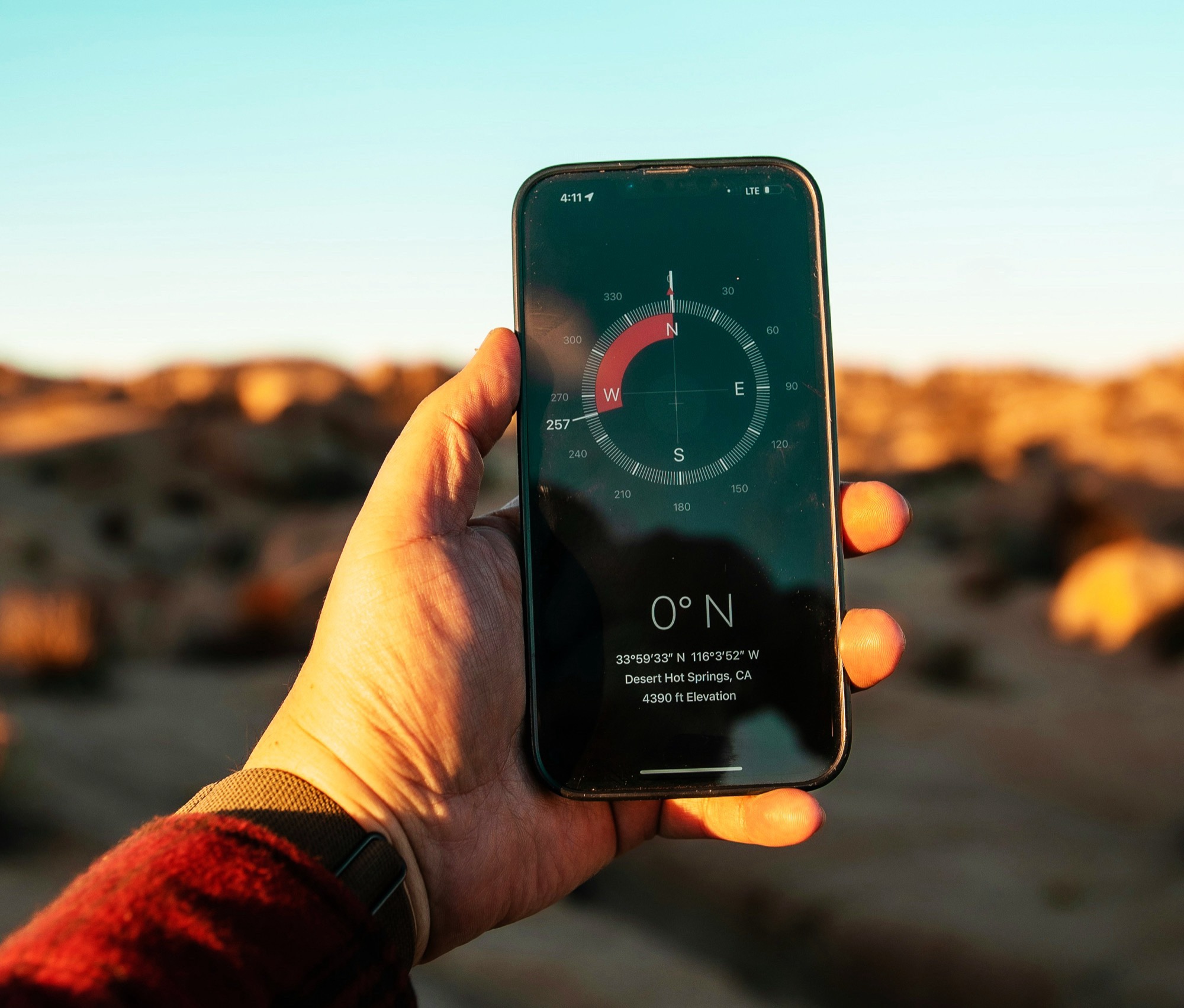 Apple iPhone niedługo będzie mógł zapobiec śledzeniu lokalizacji przez niektórych operatorów, ale tylko z modemem Apple