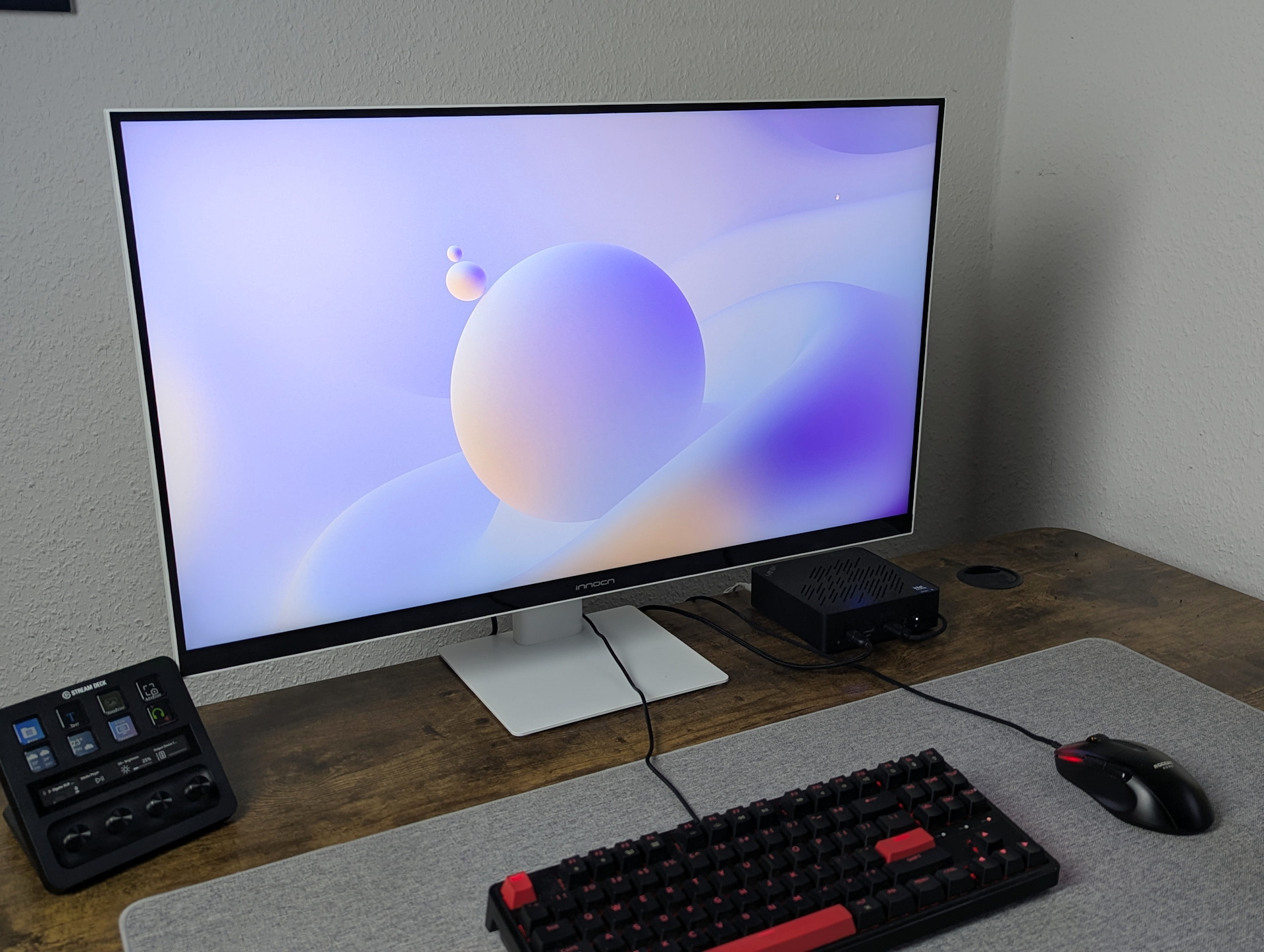 Recenzja monitora INNOCN CB32U1: Czy to przystępna cenowo alternatywa dla monitora „Studio Display” firmy „ Apple ”?