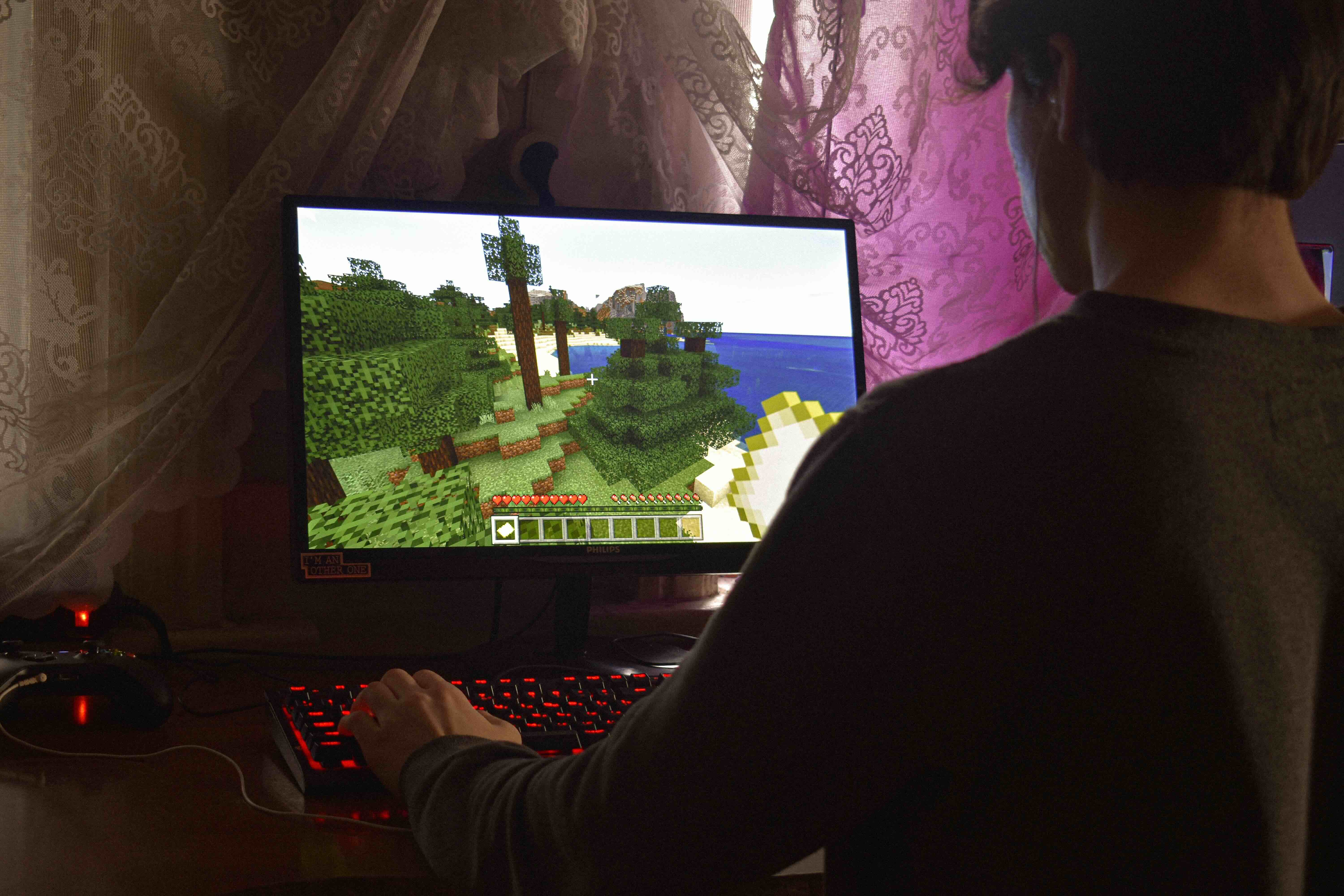 Aktualizacja Linux 7.3 zapewnia 7-krotnie wyższą minimalną liczbę klatek na sekundę (FPS) w grach uruchamianych na starszym sprzęcie