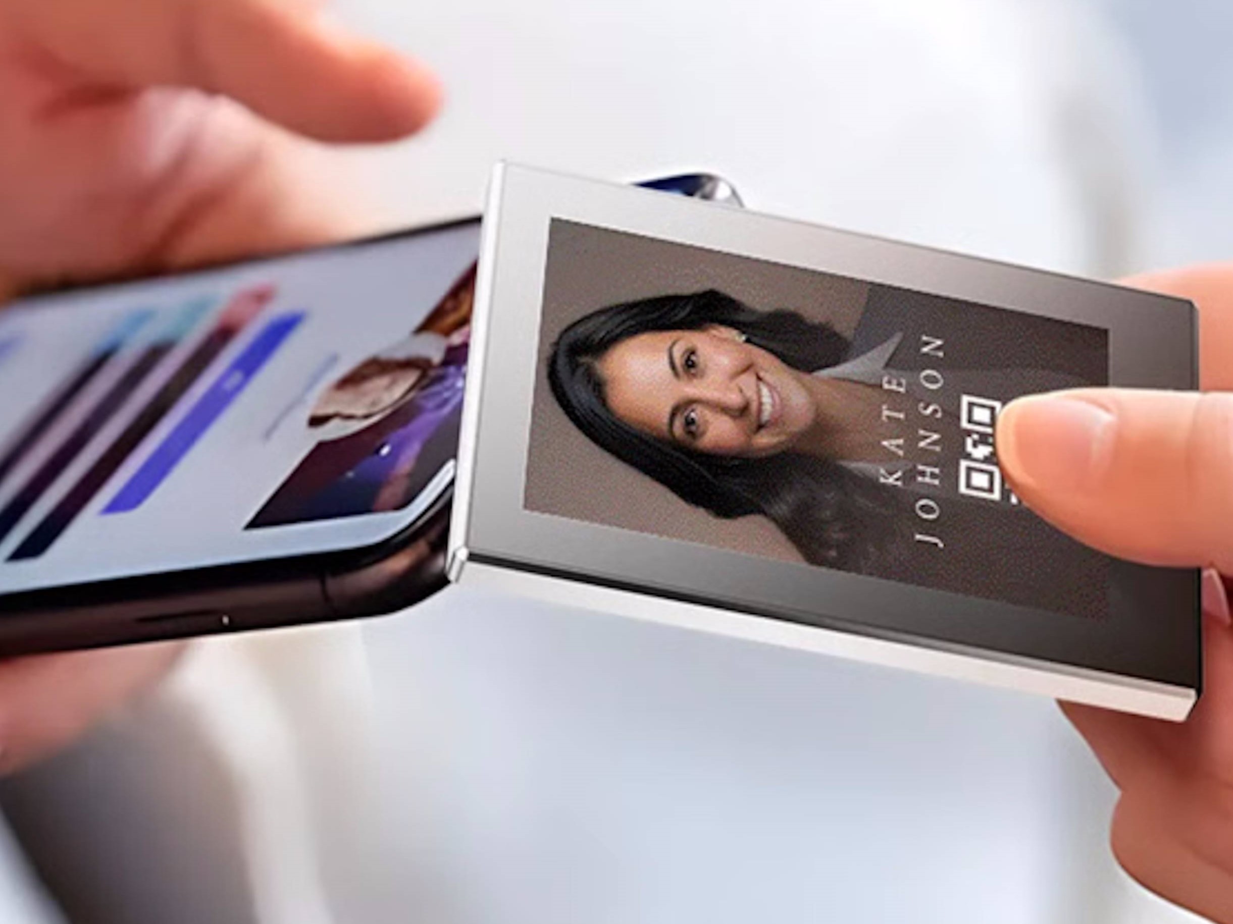 MagInk: Power bank z kolorowym wyświetlaczem e-ink w przedsprzedaży z dużym rabatem