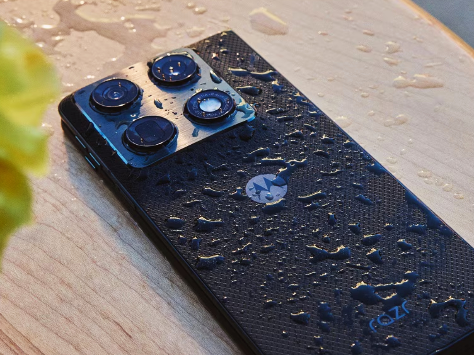 Ceny i daty premiery nowych składanych urządzeń klasy ultra-premium potwierdzone w maju