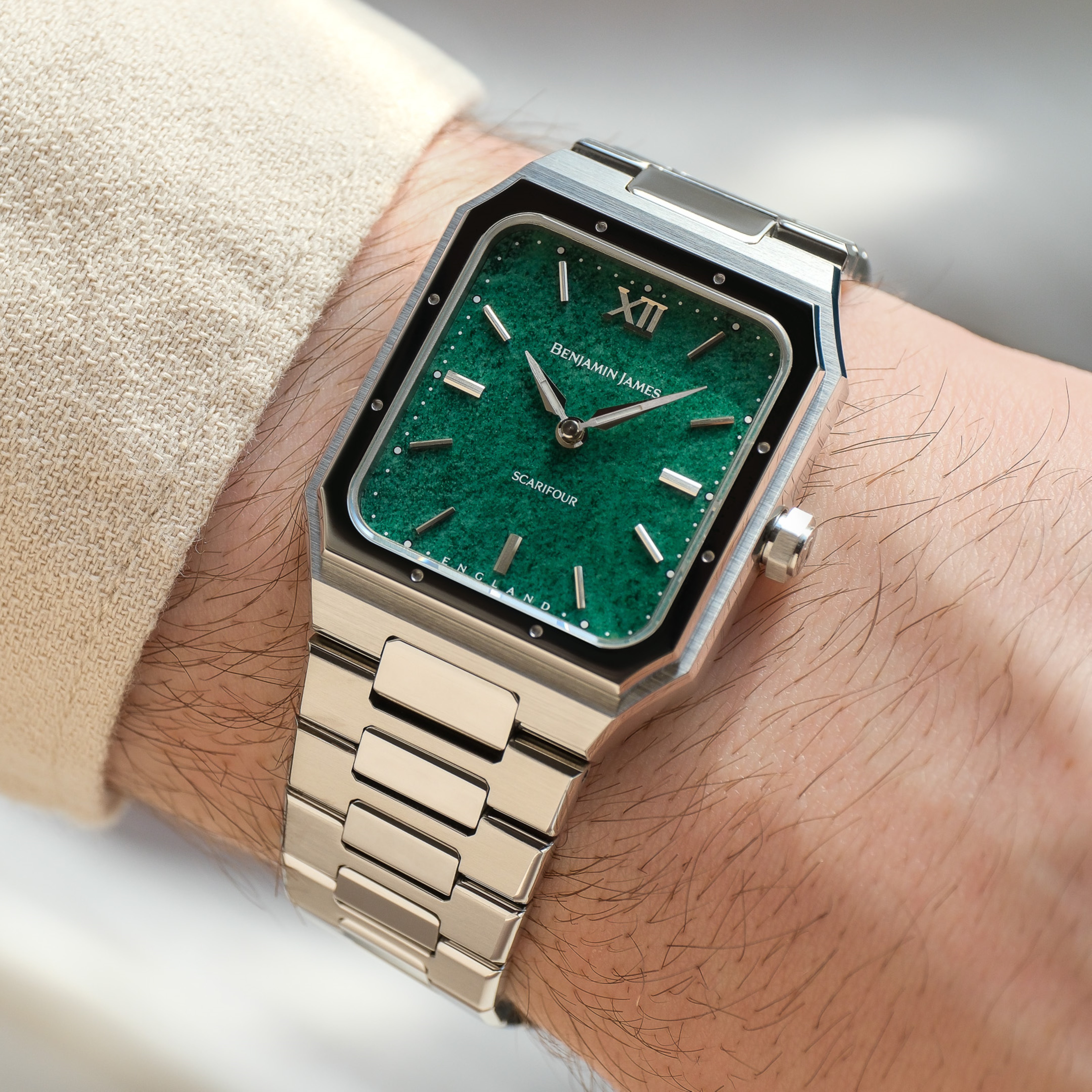 Benjamin James Watches prezentuje trzy nowe kamienne tarcze dla kolekcji Scarifour Limited Edition