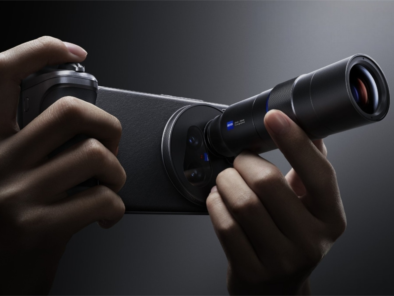 Vivo X300 Ultra: nowe innowacyjne akcesorium do aparatu fotograficznego wśród plotek o globalnej premierze