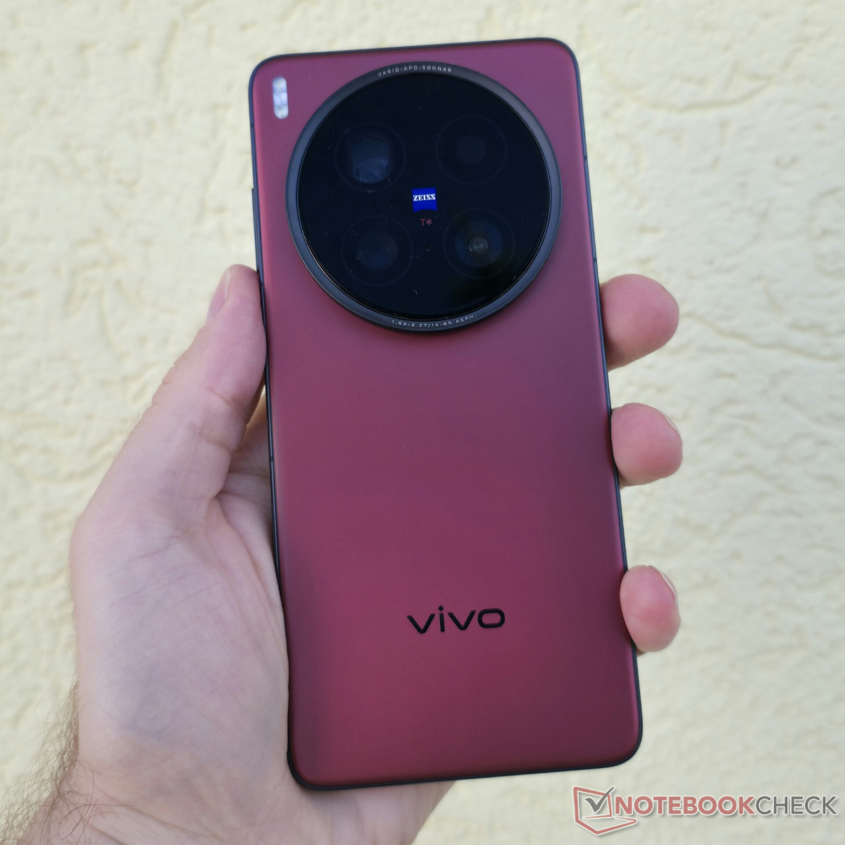 Vivo X300 Ultra przewyższy Vivo X200 Ultra z planowaną globalną premierą