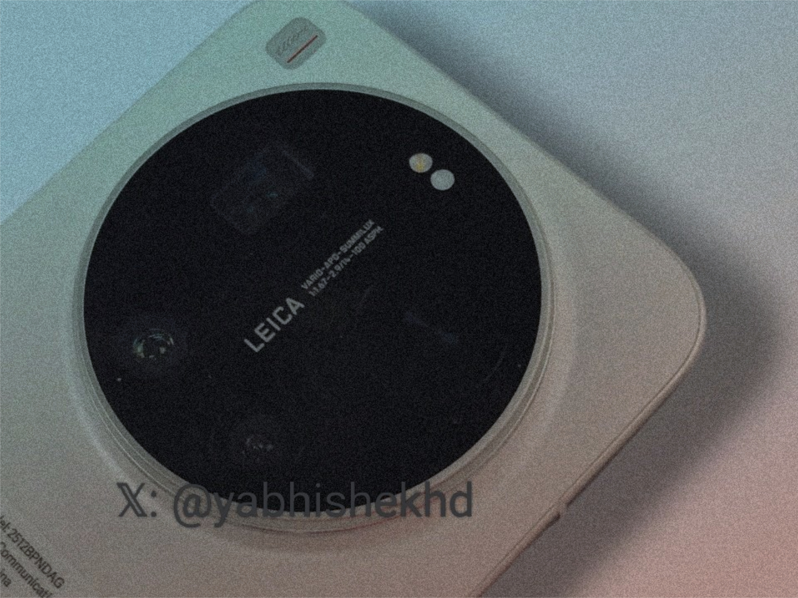 Xiaomi 17 Ultra: Szczegóły nowego globalnego modelu pokazane na wyciekłym zdjęciu